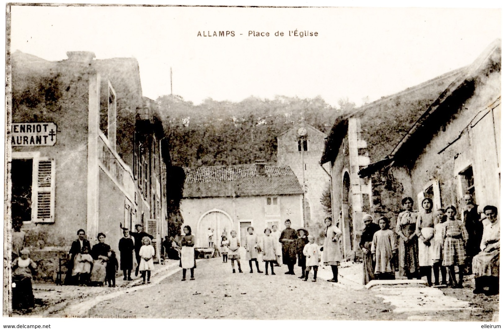 ALLAMPS (54) PLACE De L'EGLISE.1930. - Autres & Non Classés