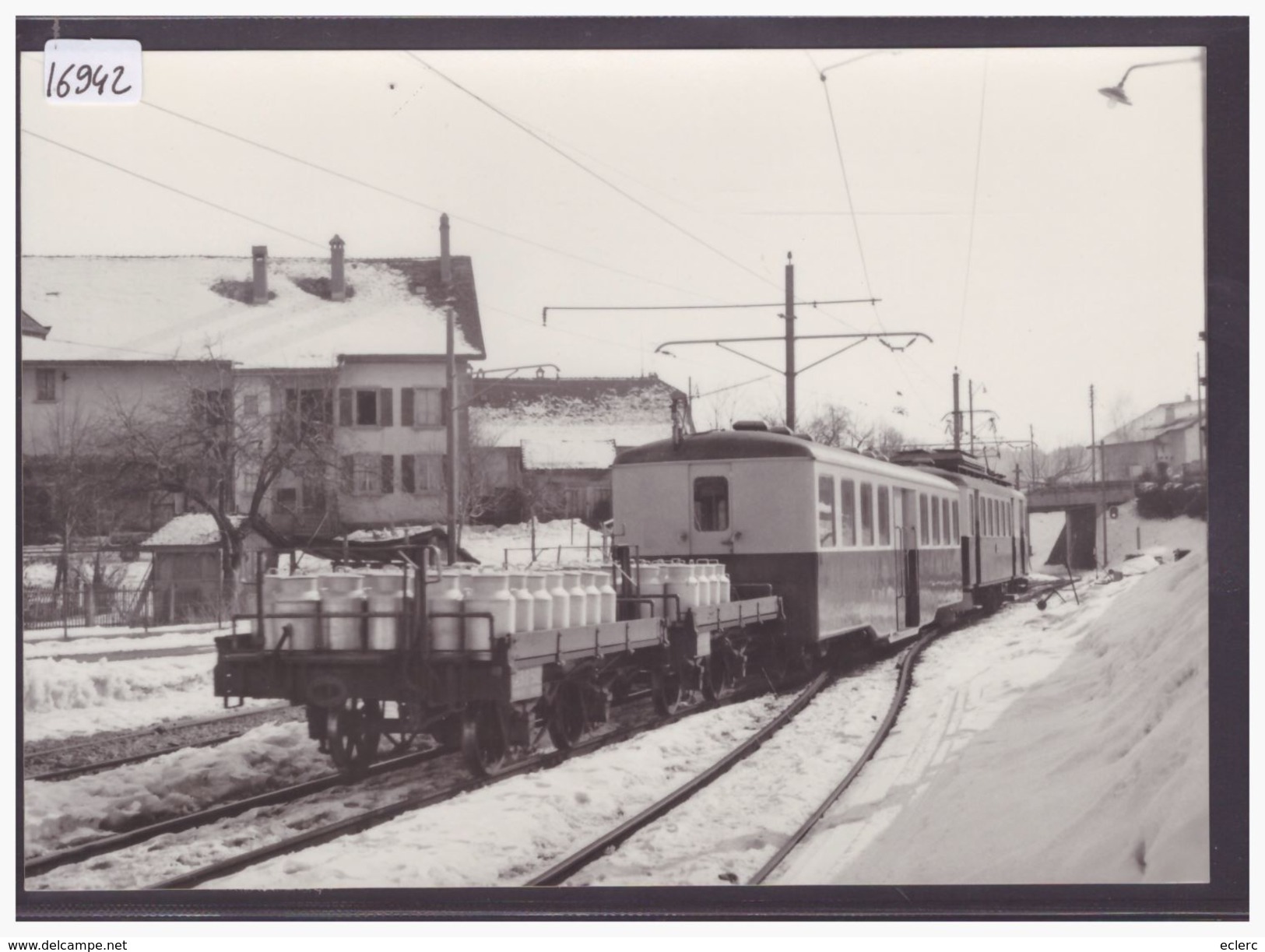 FORMAT 10x15cm - CARTE BVA - REPRO DES ANNEES 70-80 - LEB - CHEMIN DE FER LAUSANNE ECHALLENS BERCHER - TRAIN - BAHN - TB - Bercher