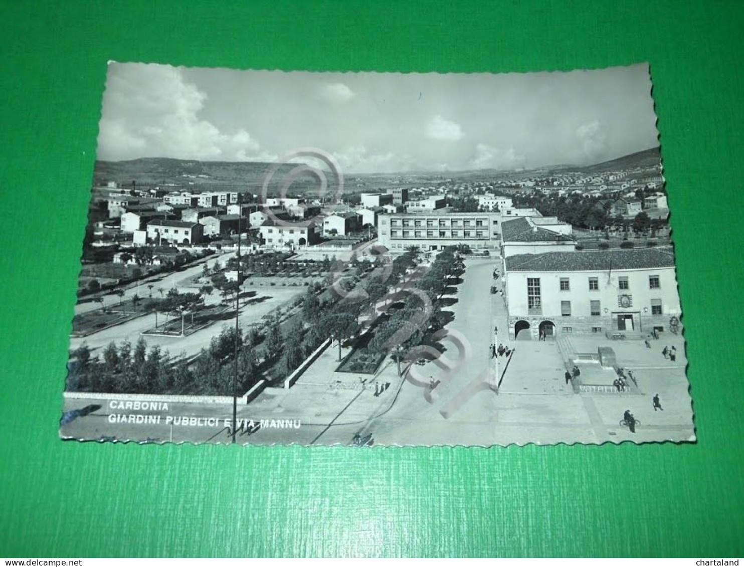 Cartolina Carbonia - Giardini Pubblici E Via Mannu 1951 - Cagliari