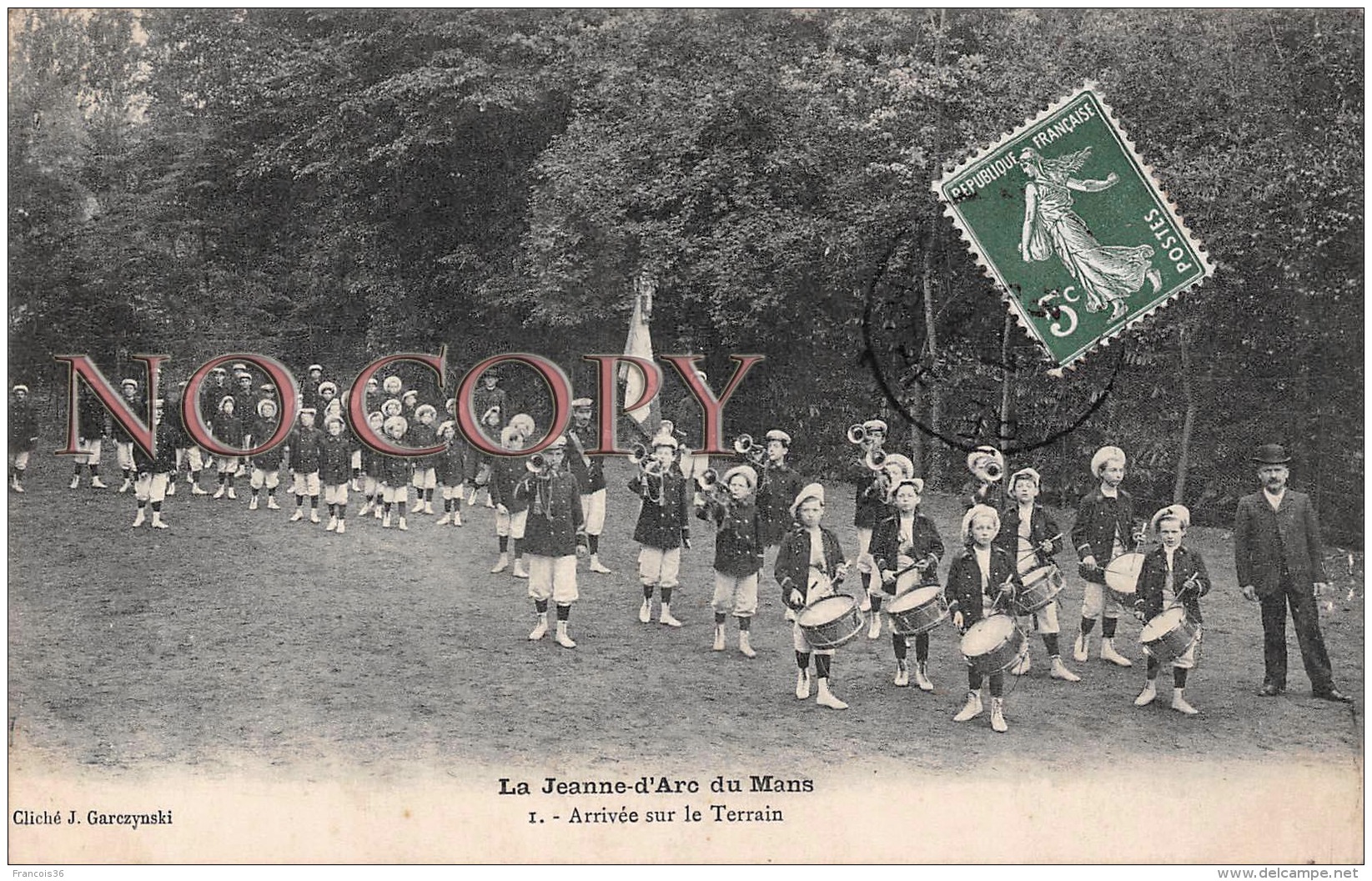 72 - Le Mans - La Jeanne D'Arc - Arrivée Sur Le Terrain - Le Mans