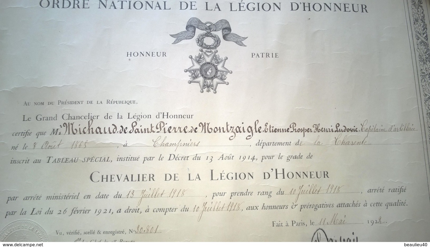 DIPLOME DE CHEVALIER DE LA LÉGION D'HONNEUR  DANS SON ÉTUI ATTRIBUÉ EN 1922 - Documents Historiques