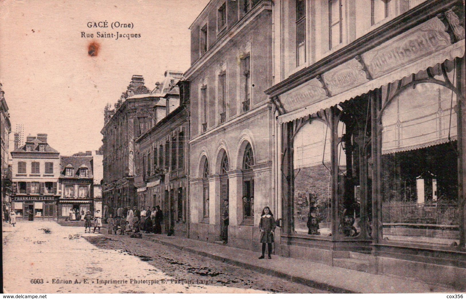 CPA 61 GACE Rue Saint Jacques , Commerces Devanture  ART NOUVEAU - Gace