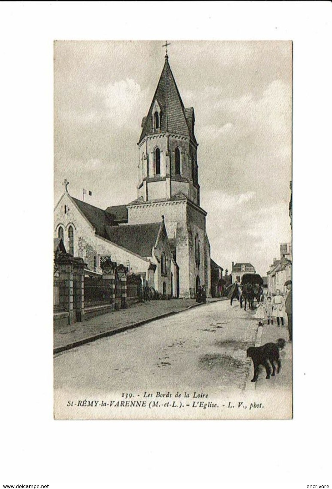 Cpa SAINT ST REMY LA VARENNE L'église Bords De La Loire - Enfants à La Pose Et Chien - LV 139 - Autres & Non Classés