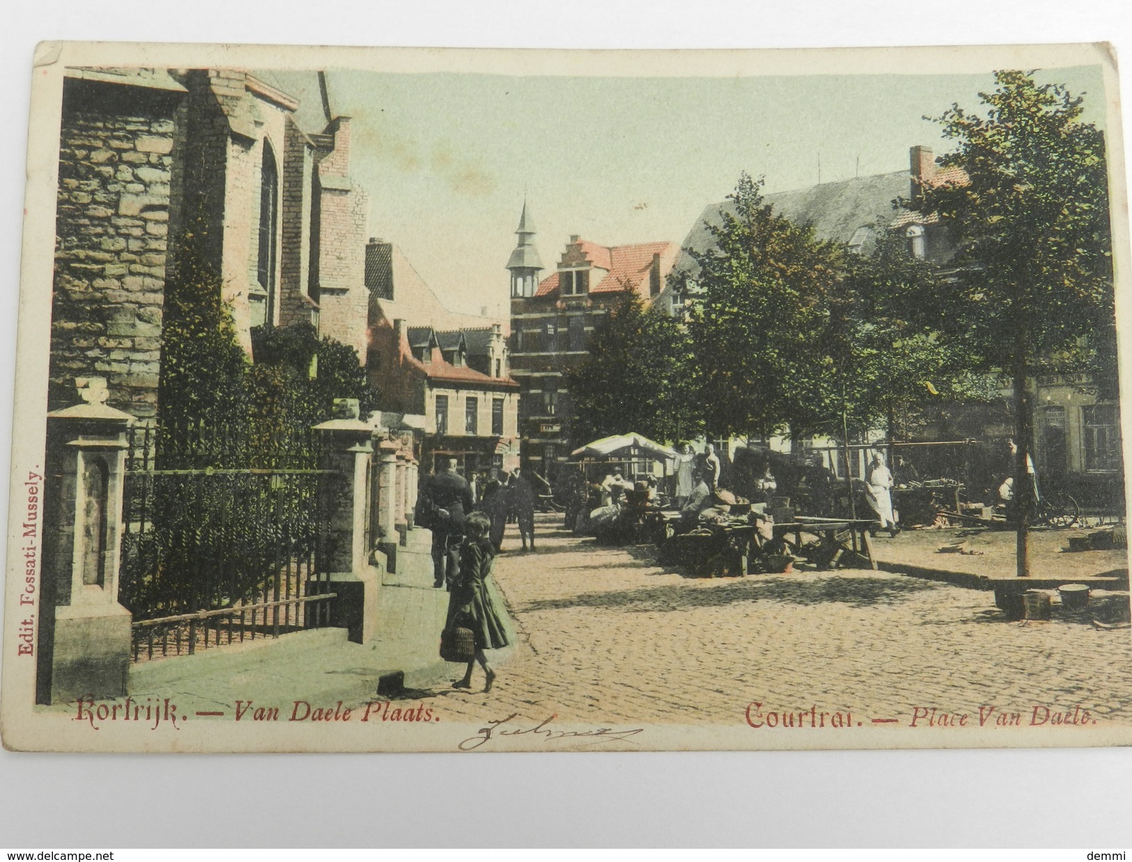 Kortrijk - Van Daele Plaats - Courtrai - Place Van Daele - Kortrijk