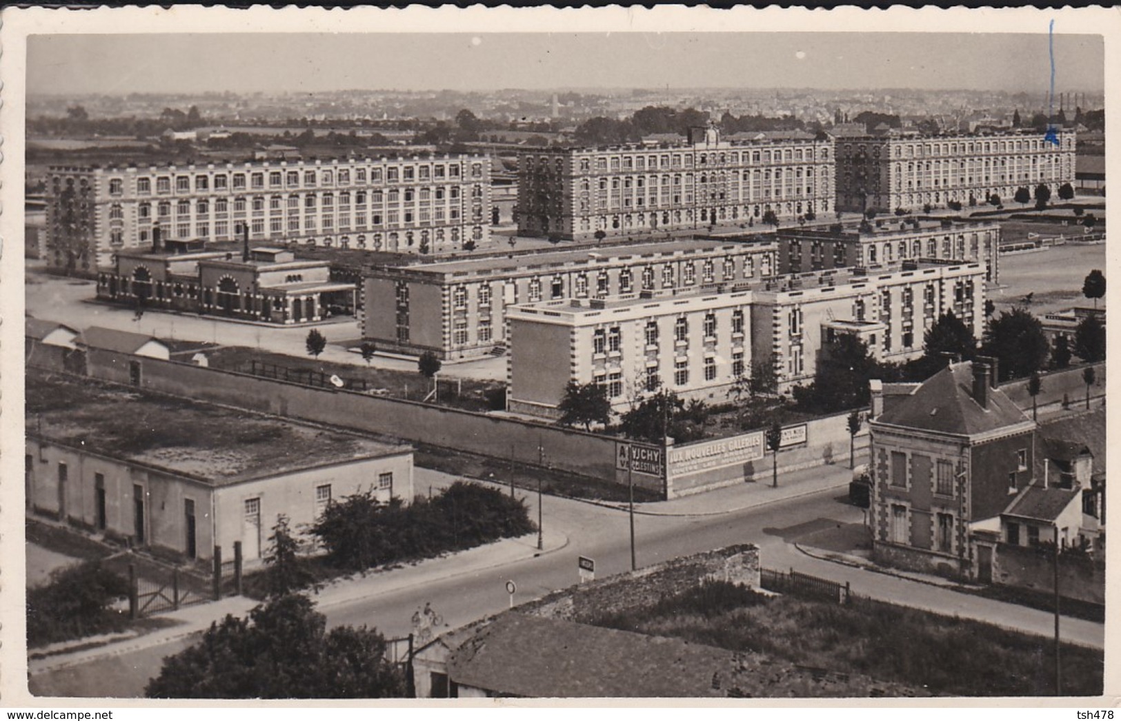 PHOTO---49---ANGERS---novembre 1939--premier Séjour En Caserne--voir 2 Scans - Angers