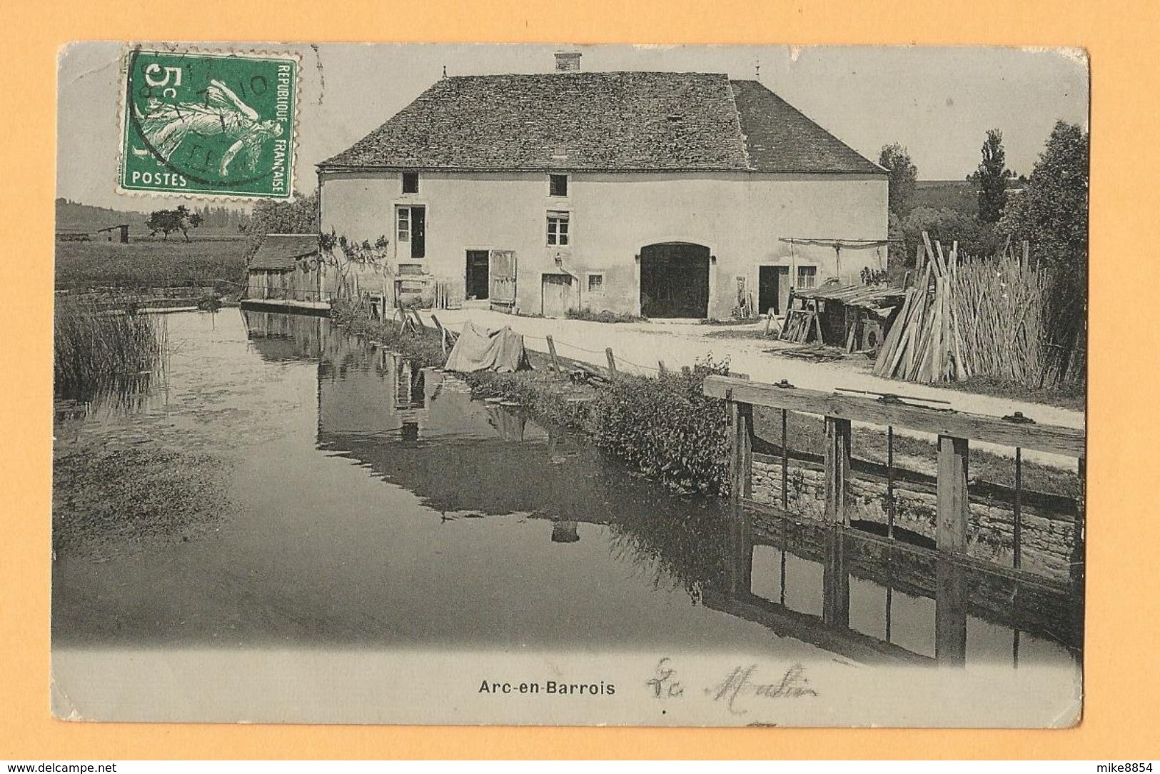 0201  CPA  ARC-EN-BARROIS (Haute-Marne)  Le Moulin   +++++++++++++++++++ - Arc En Barrois