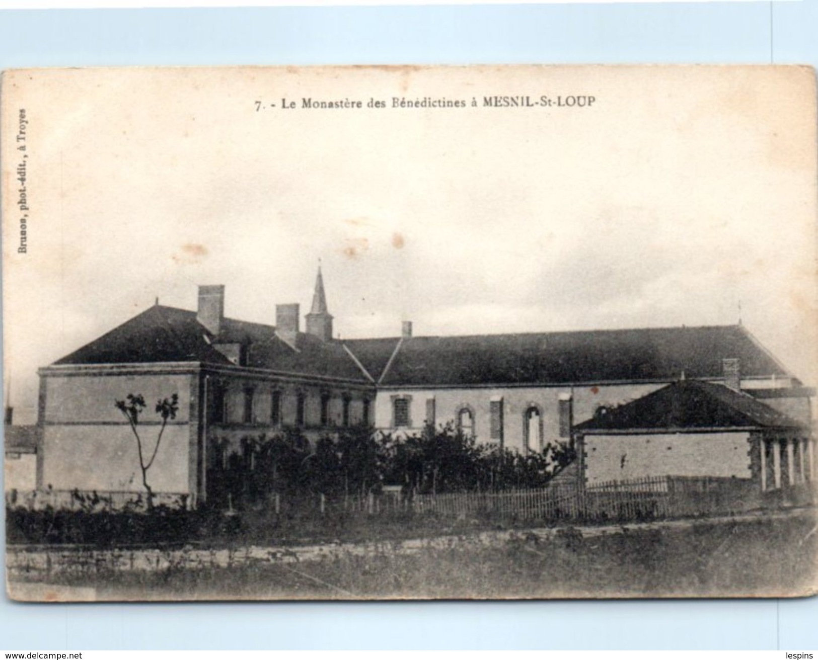 10 - MESNIL SAINT LOUP --  Le Monastère Des Bénédictines - Autres & Non Classés