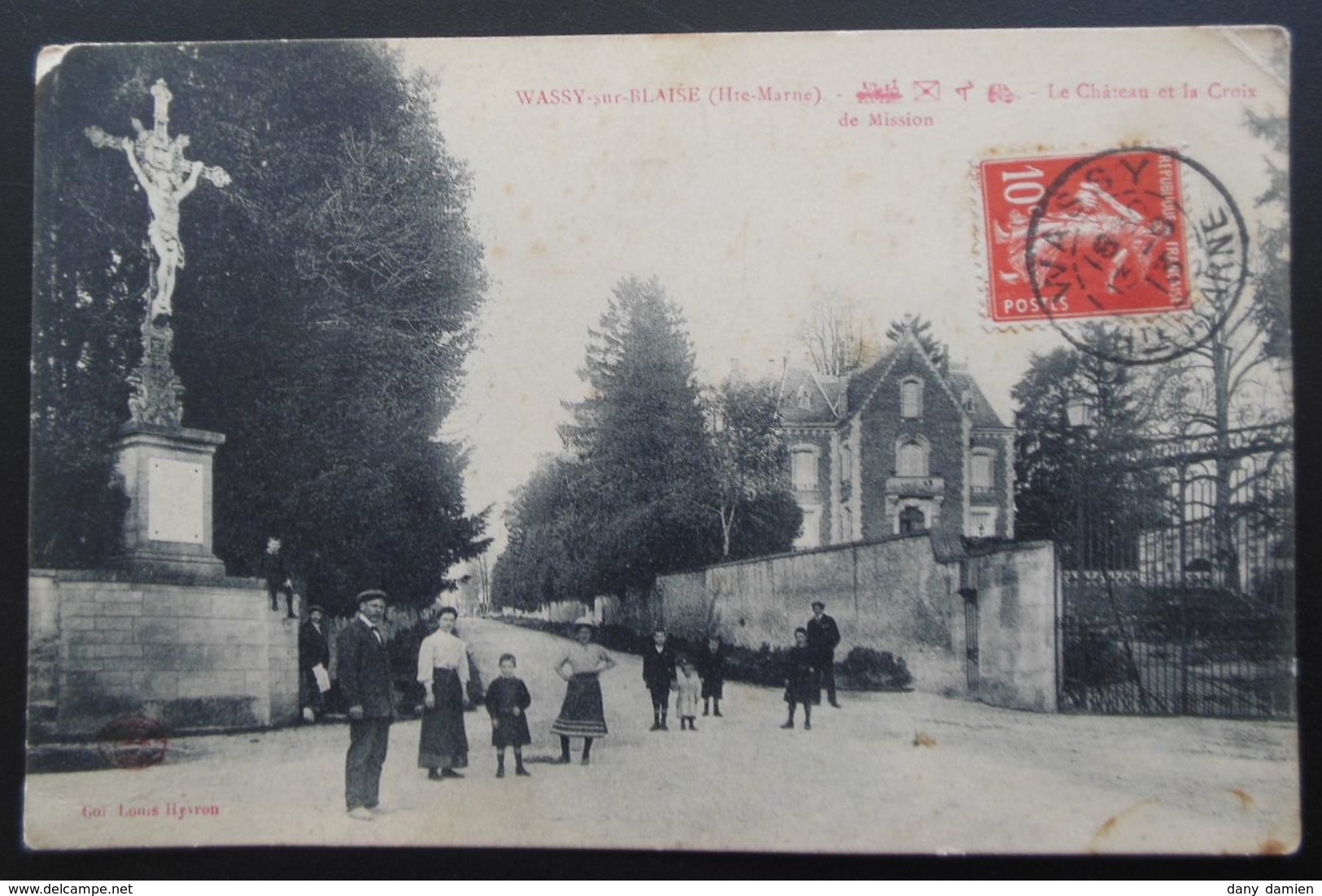 Carte Postale De Wassy - Le Chateau Et La Croix De Mission - Wassy