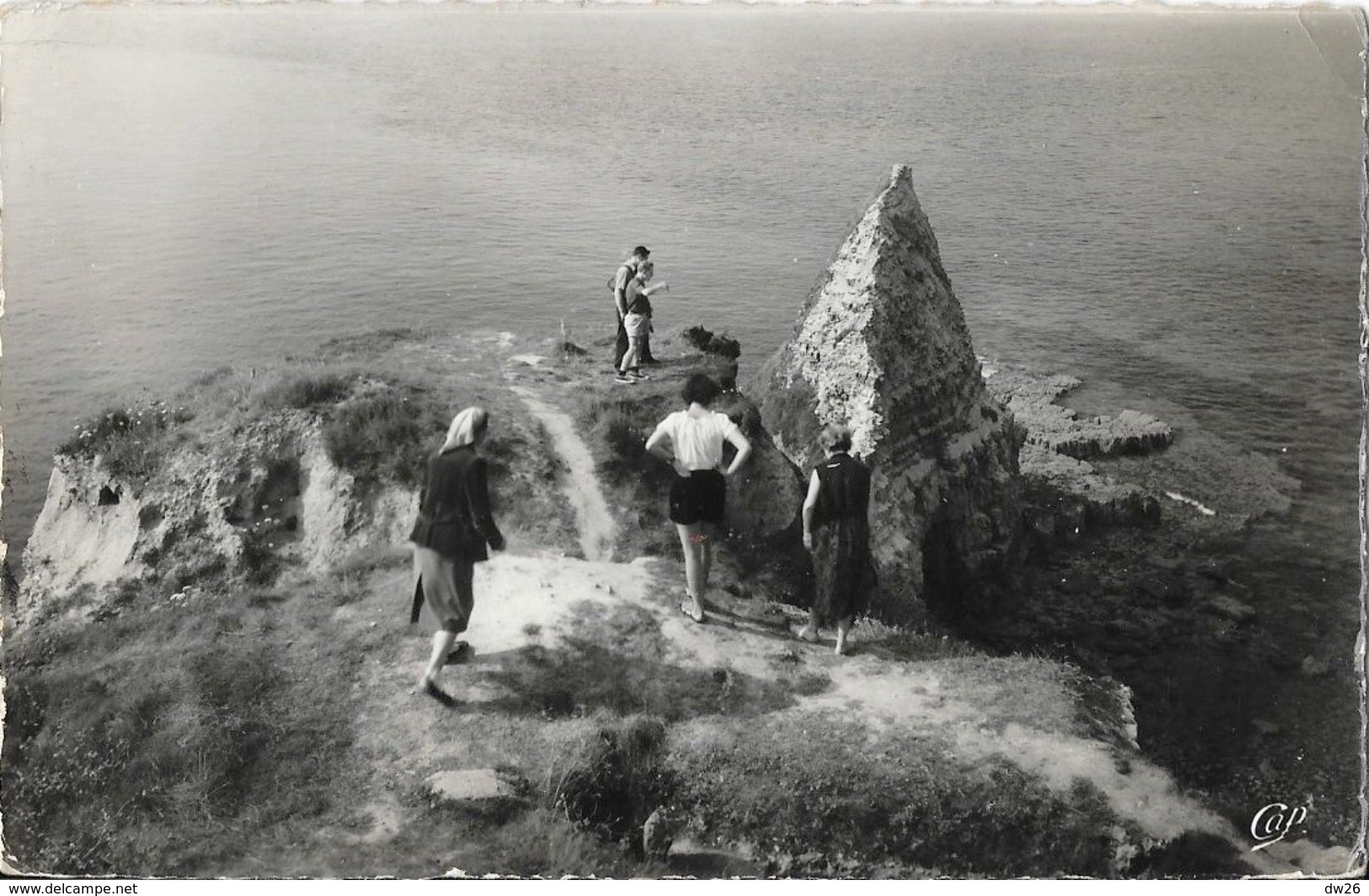 Environs De Grandcamp (Manche) - La Pointe Du Hoc Et La Mer - Carte CAP N° 42 - Autres & Non Classés