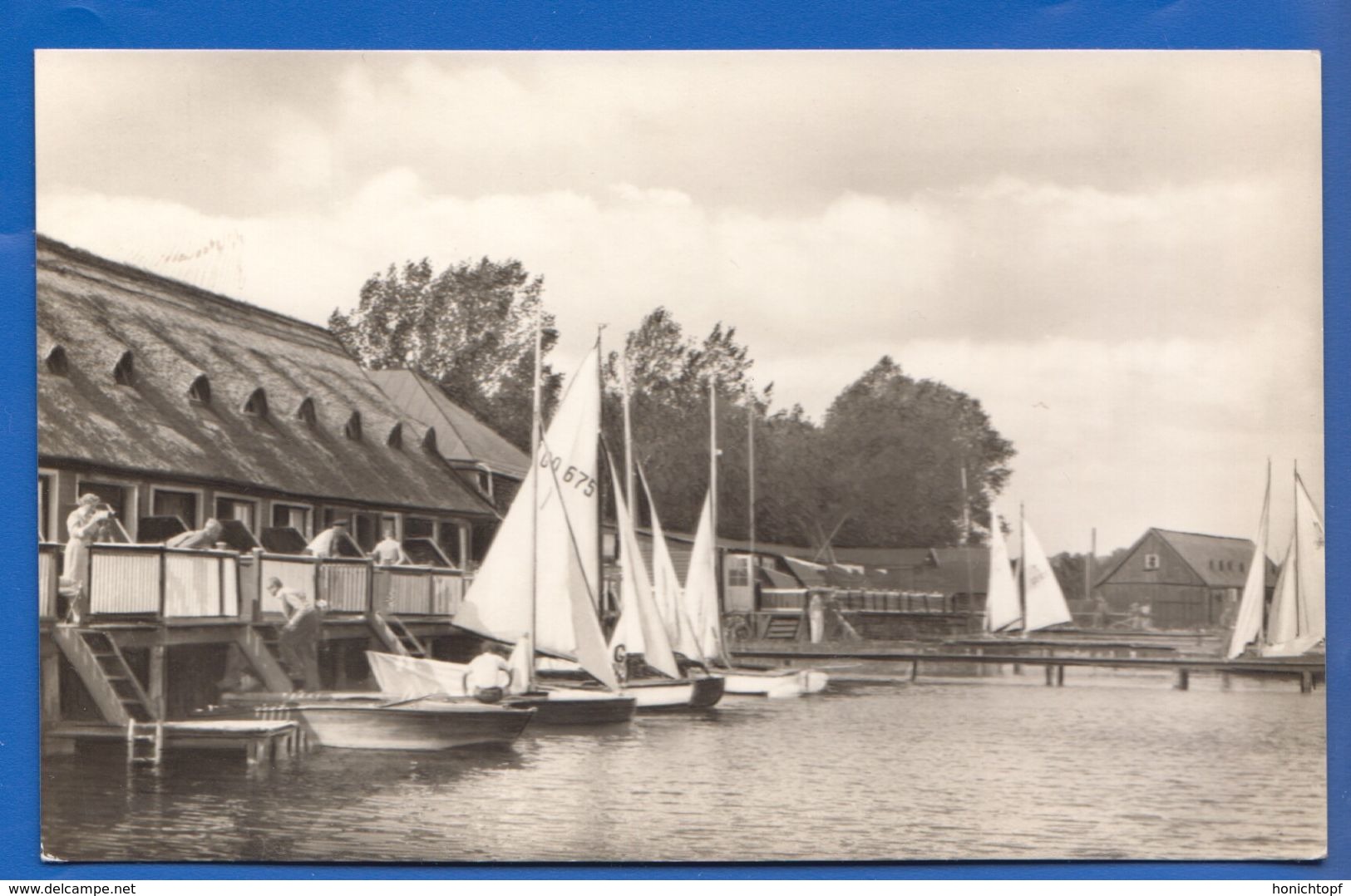 Deutschland; Güstrow; Bootshäuser Am Inselsee - Guestrow