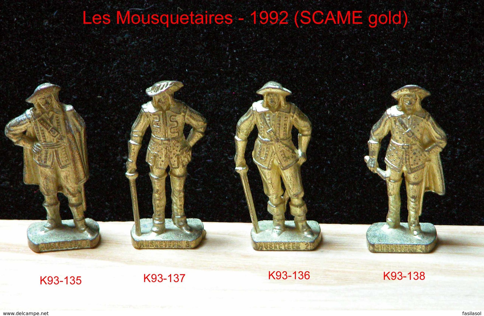 Kinder Métal 1992 : Série Complète Les Mousquetaires Français - 1670  (SCAME Gold) (4 Figurines) - Metallfiguren