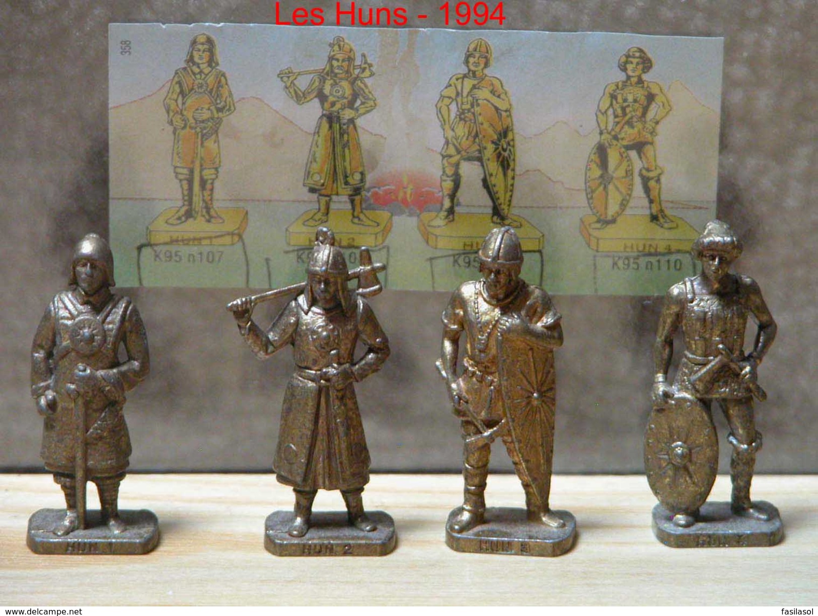 Kinder Métal 1994 : Série Complète Les Guerriers Huns &ndash; 1600 Avec Un BPZ (4 Figurines) - Metallfiguren