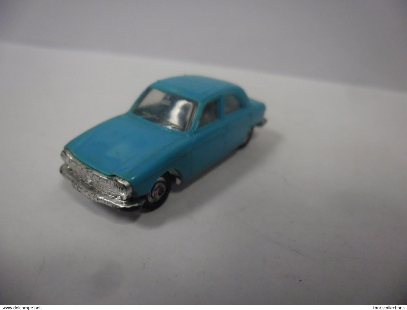 VINTAGE PEUGEOT 204 Bleu Turquoise Marque Micro Miniatures De NOREV 1/86 ° 1/87 ° France - Echelle 1:87