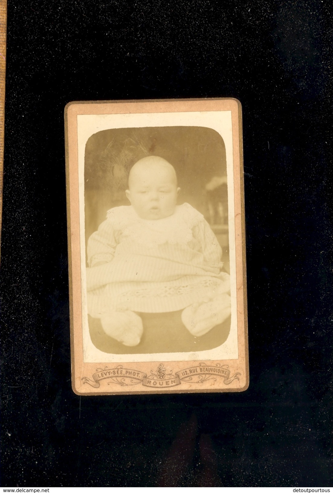 Photographie Carte De Visite CDV : Gros Bébé / Photographe LEVY SEE 412 Rue Beauvoisine ROUEN - Persone Identificate