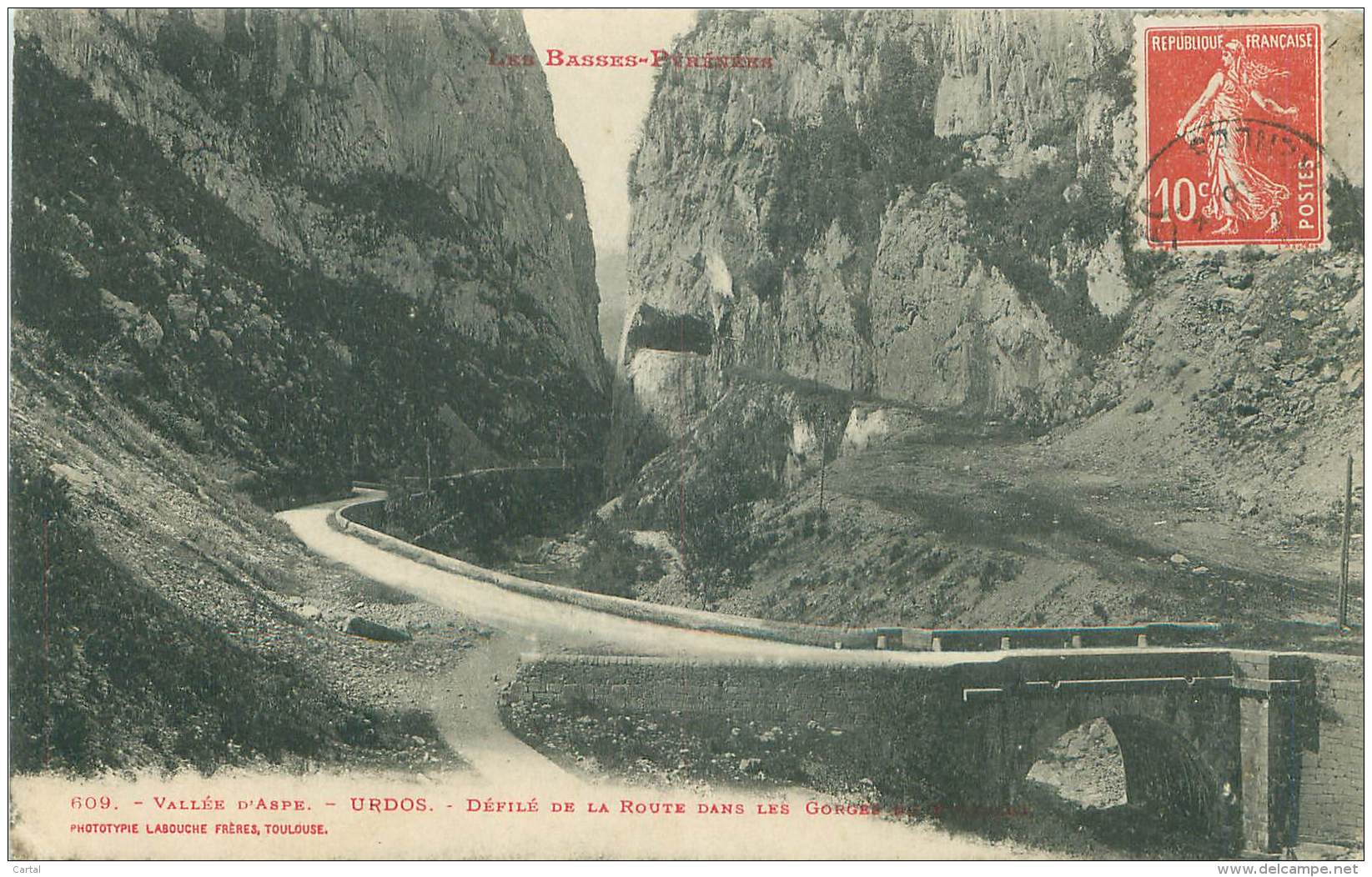 64 - URDOS - Défilé De La Route Dans Les Gorges - Autres & Non Classés