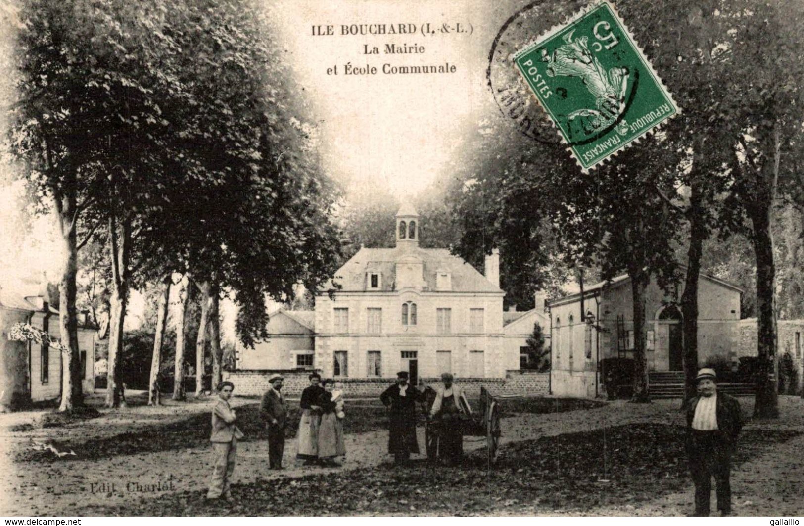 ILE BOUCHARD LA MAIRIE ET ECOLE COMMUNALE - L'Île-Bouchard