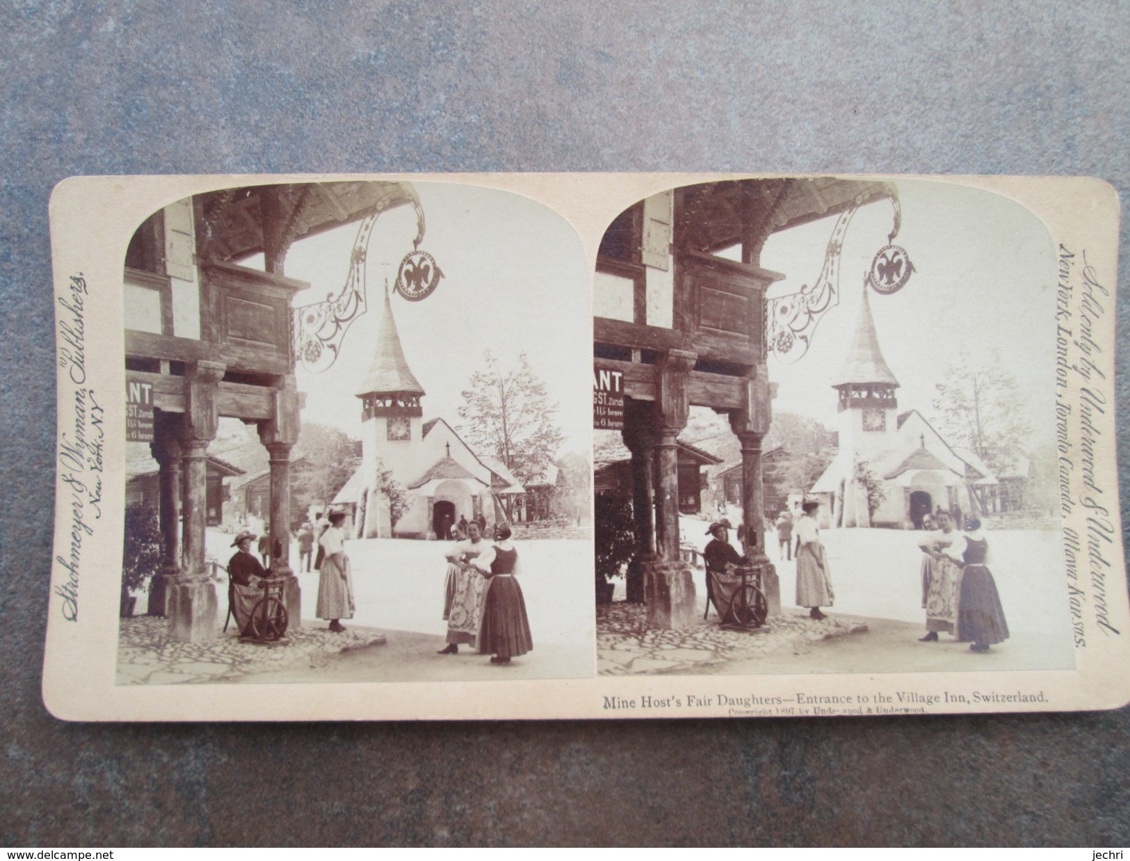 PHOTO POUR VISIONNEUSE  . VILLAGE SUISSE - Stereoscopes - Side-by-side Viewers