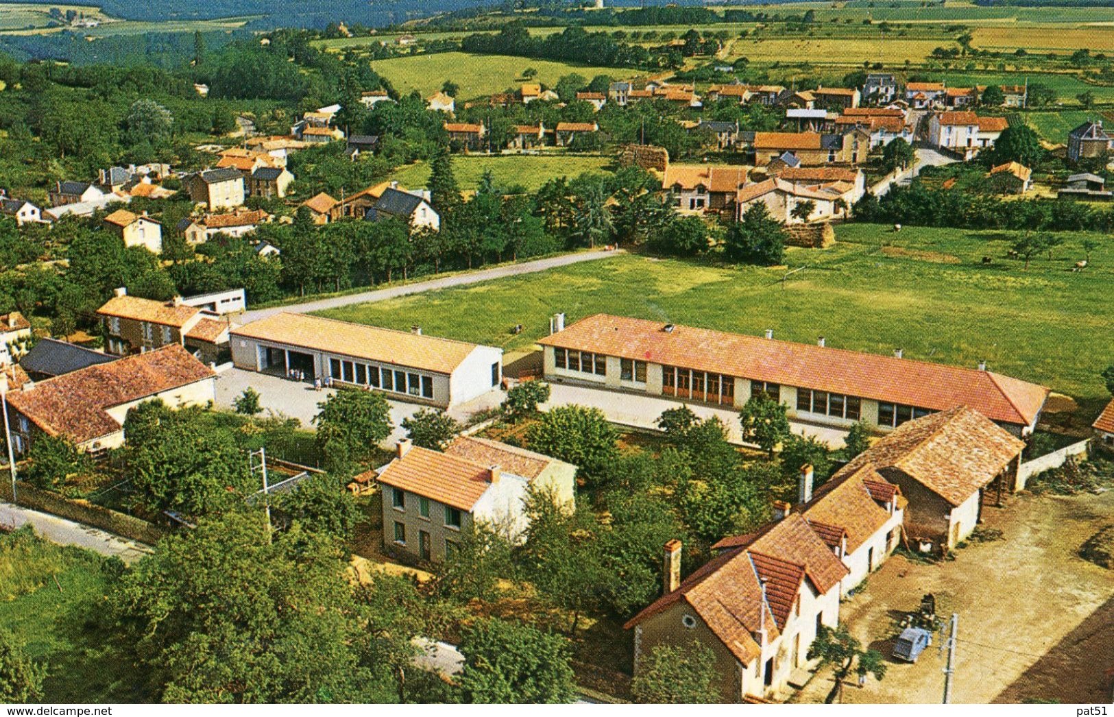 86 - Smarves : Le Groupe Scolaire - Smarves