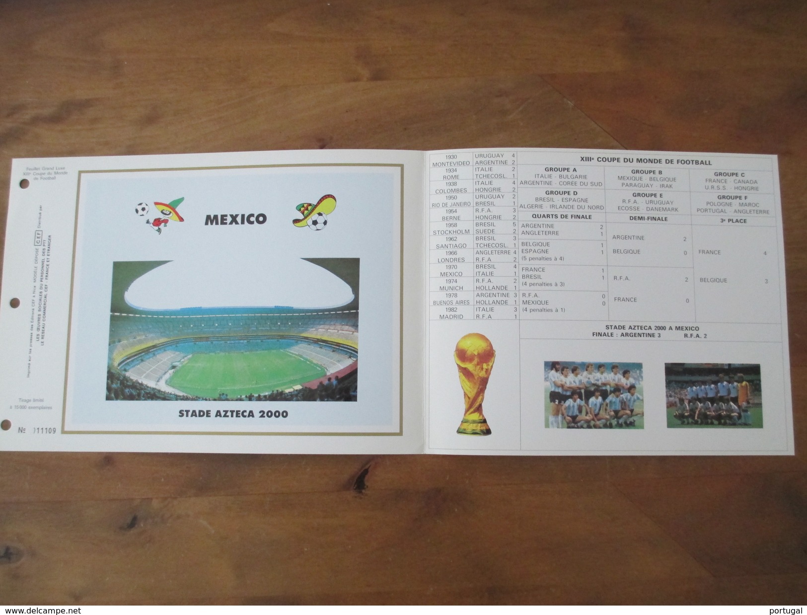 Feuillet CEF  Feuillet Grand Luxe   -   XIIIe COUPE DU MONDE DE FOOTBALL - Documents De La Poste