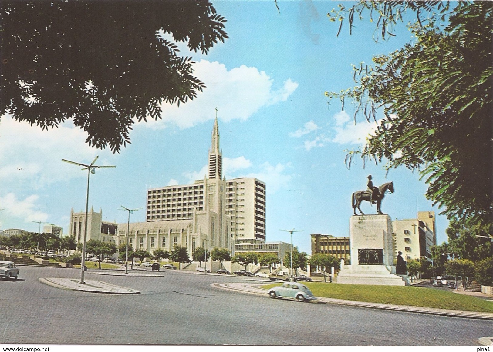 N.1 - LOURENÇO MARQUES -PRAÇA MOUZINHO DE ALBUQUERQUE - Mozambique