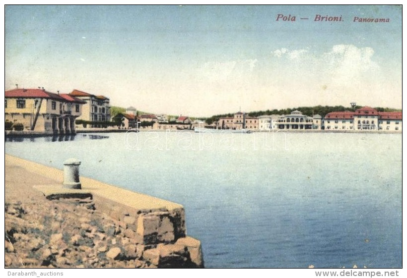 ** T3 Pola, Brijuni (Brioni); L&aacute;tk&eacute;p, Kik&ouml;tÅ‘ / General View, Port (EB) - Ohne Zuordnung