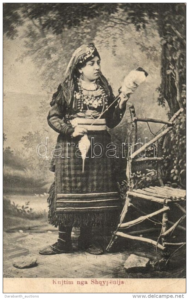 ** T2/T3 Kujtim Nga Shqypenia / Albanian Folklore, Spinning Woman (EK) - Ohne Zuordnung