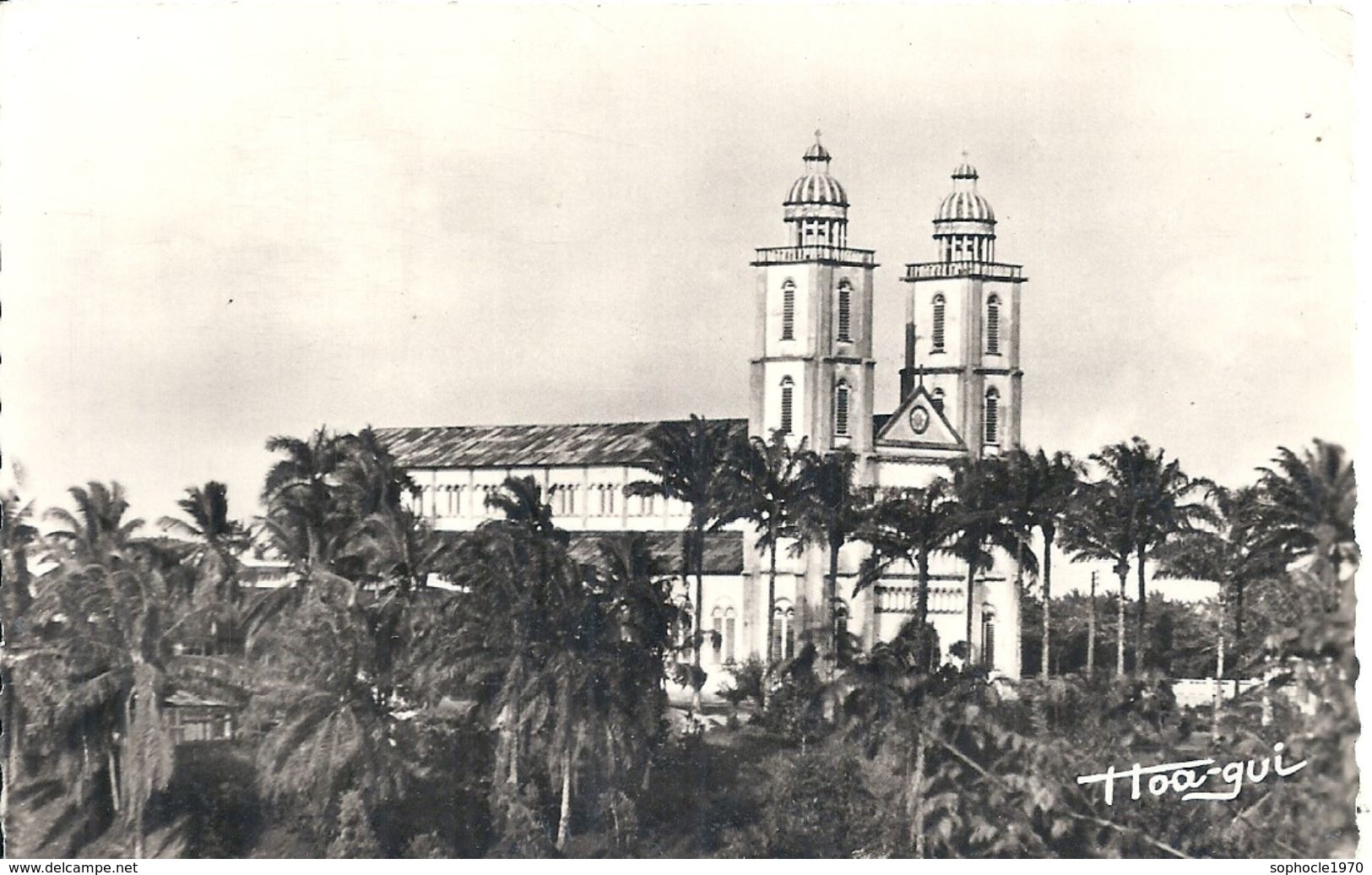 CAMEROUN - DOuala - CPSM PF NB - Cathédrale - Cameroun