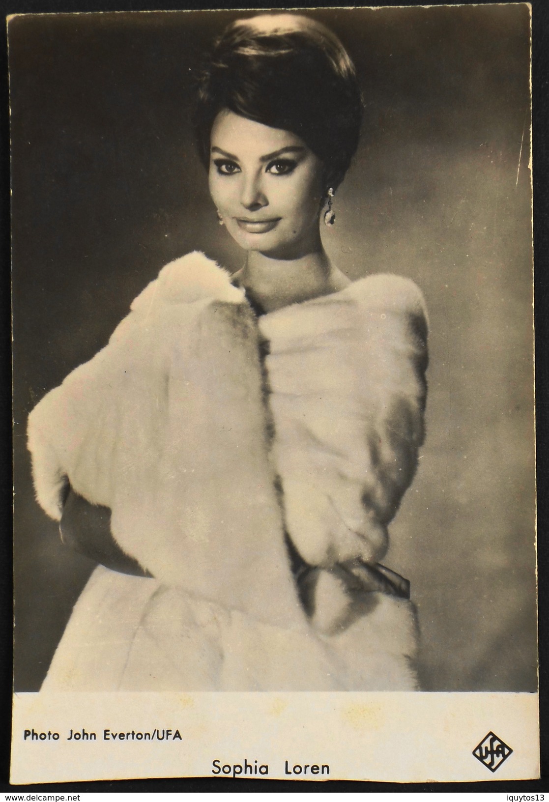 CP. - Sophia Loren, Née Sofia Villani Scicolone Le 20 Septembre 1934 à Rome, Est Une Actrice Italienne - En L'état - Schauspieler