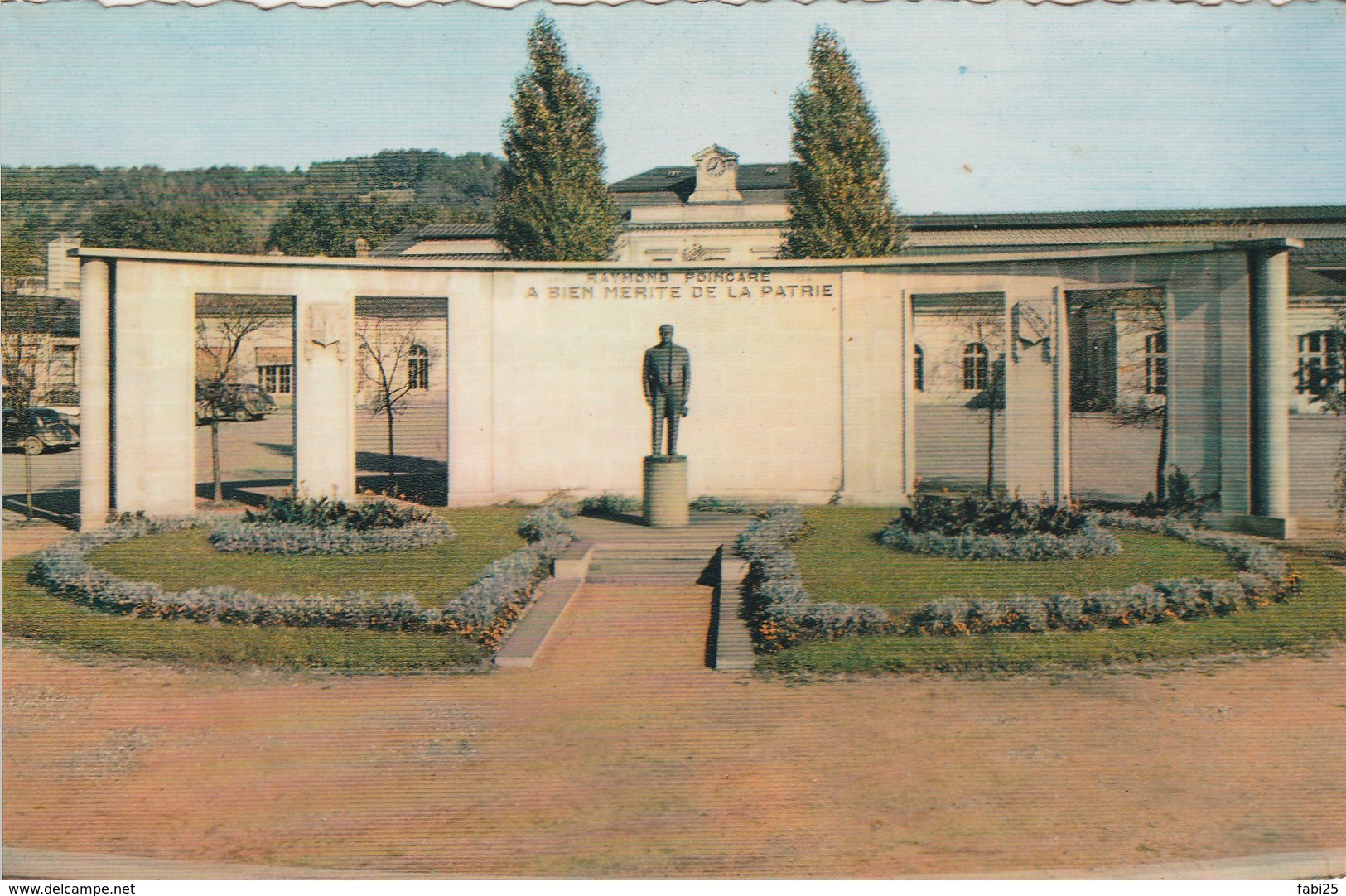 BAR LE DUC MONUMENT A LA MEMOIRE DU PRESIDENT POINCARE - Bar Le Duc