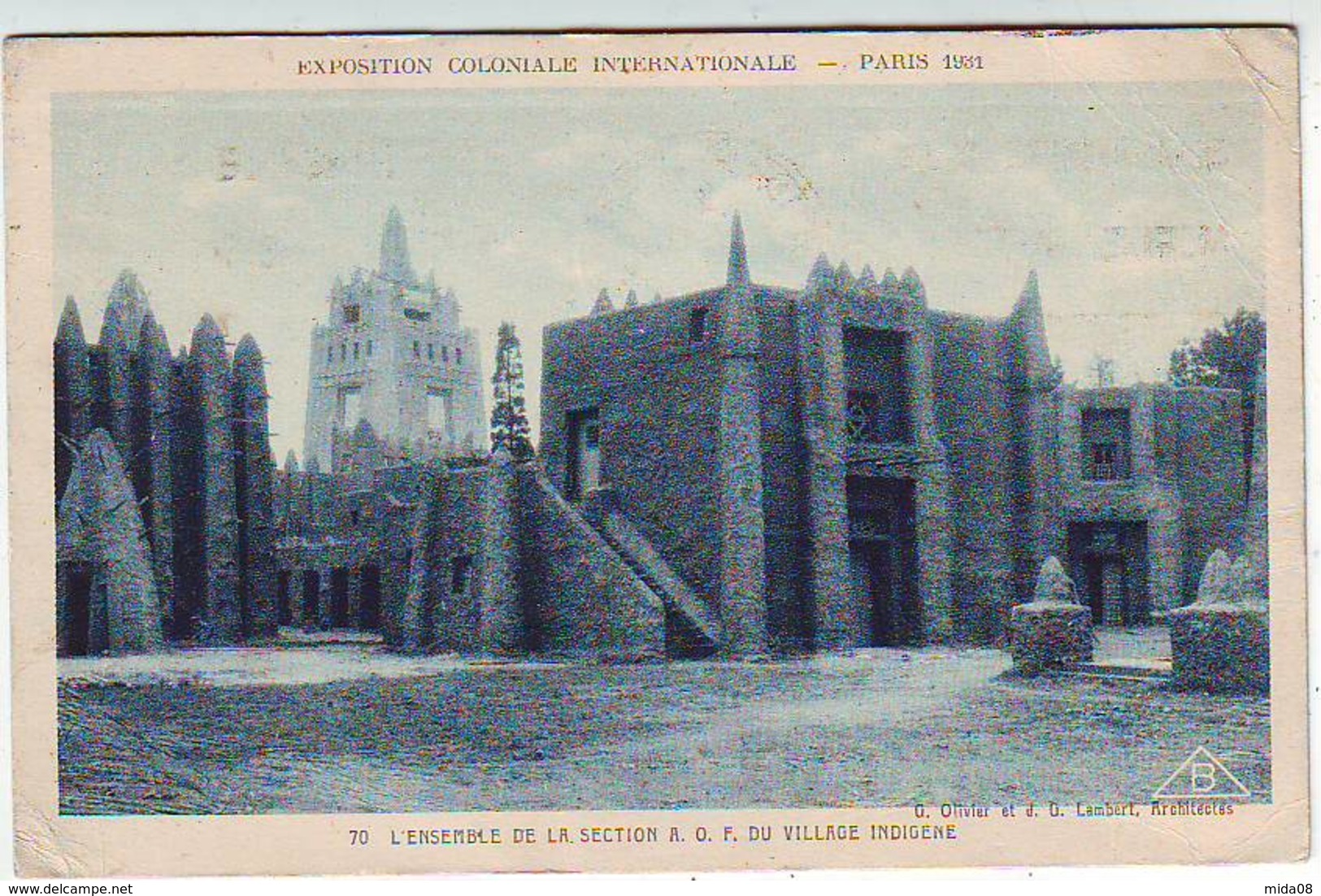 75. PARIS . EXPOSITION COLONIALE INTERNATIONALE . PARIS 1931 . L'ENSEMBLE DE LA SECTION A.O.F. VILLAGE INDIGENE - Exhibitions