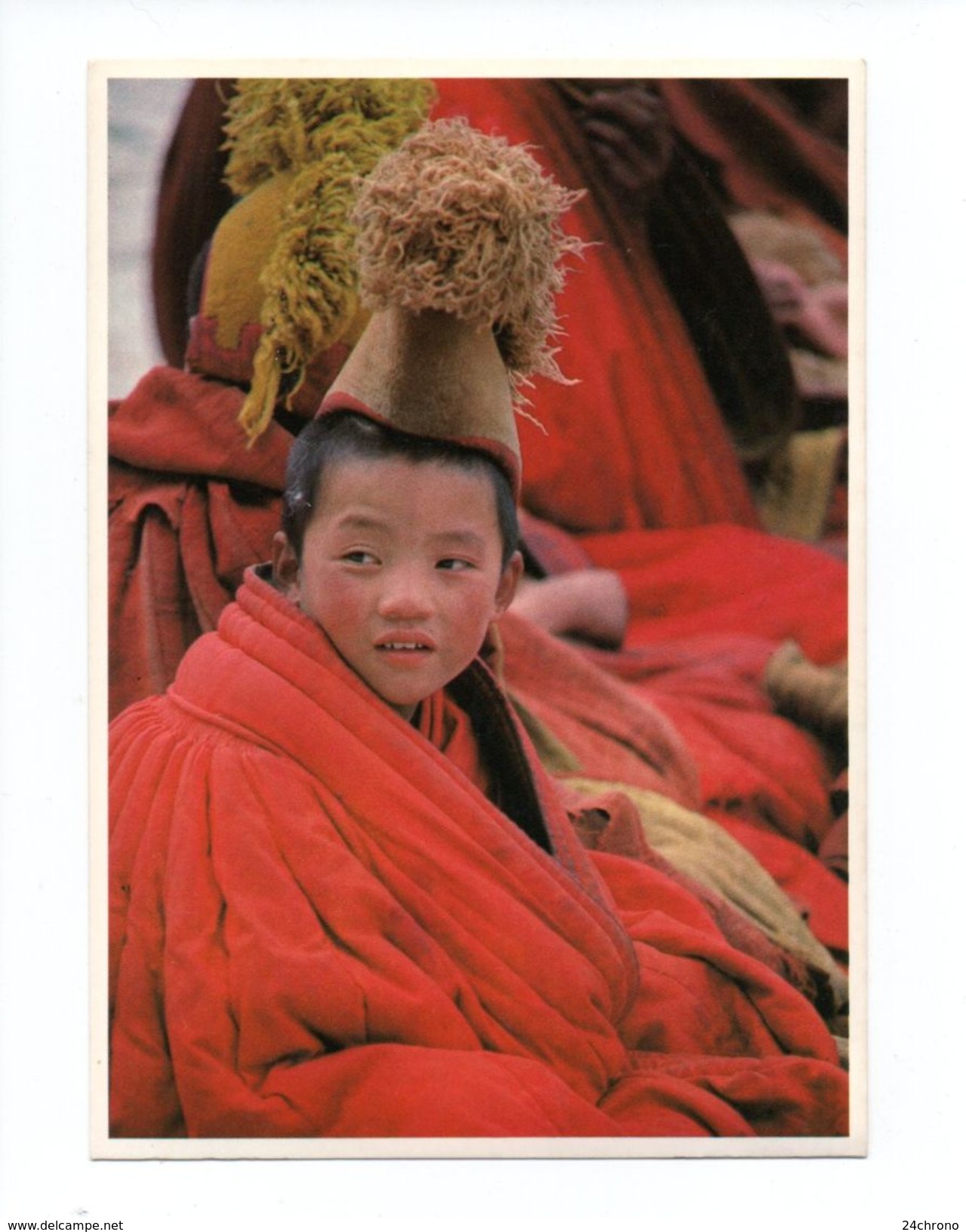 Tibet ?: Jeune Garçon Moine Avec Coiffe, Photo Kevin Kling (17-1276) - Tíbet