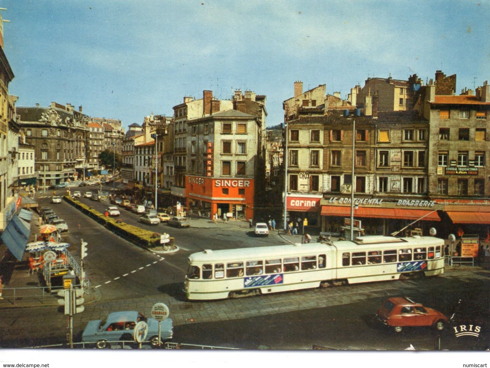 Saint-Etienne Animée La Place Du Peuple Commerces Brasserie "le Continental" Trolley-bus Voitures Pub "Singer" - Saint Etienne