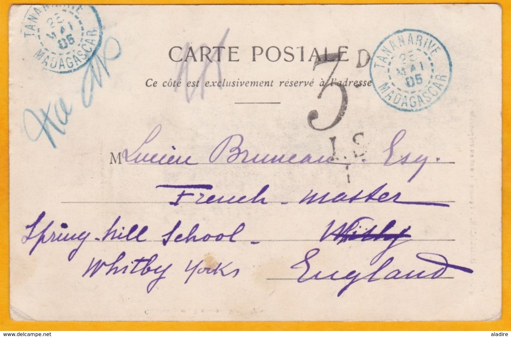 1905  - CP De Tananarive, Madagascar  Vers Whitby, Angleterre - 10 F  - Taxe 3 D - Vue Femme Lavant - Lettres & Documents