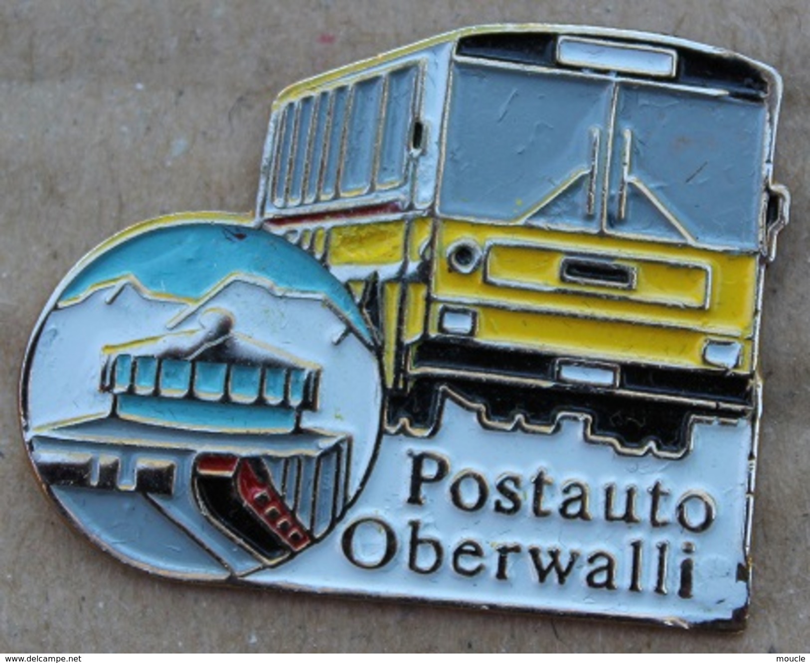 CAR POSTAL JAUNE  SUISSE - POSTAUTO OBERWALLI - BUS DE LA POSTE  -    (18) - Postwesen