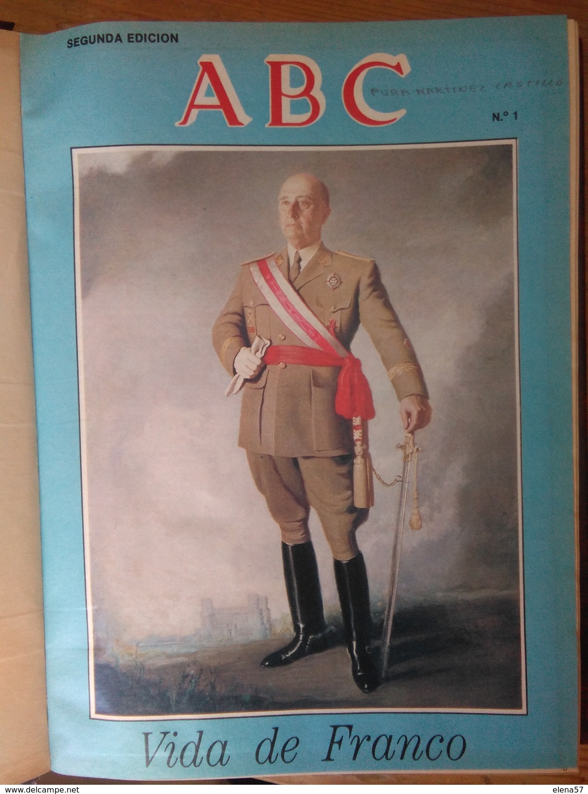 LIBRO LA VIDA DE FRANCO COMPLETO.ABC COLECCION COMPLETA ENCUADERNADA CON UN TOTAL DE 827 PAGINAS PROFUSAMENTE ILUSTRADAS - Biografieën