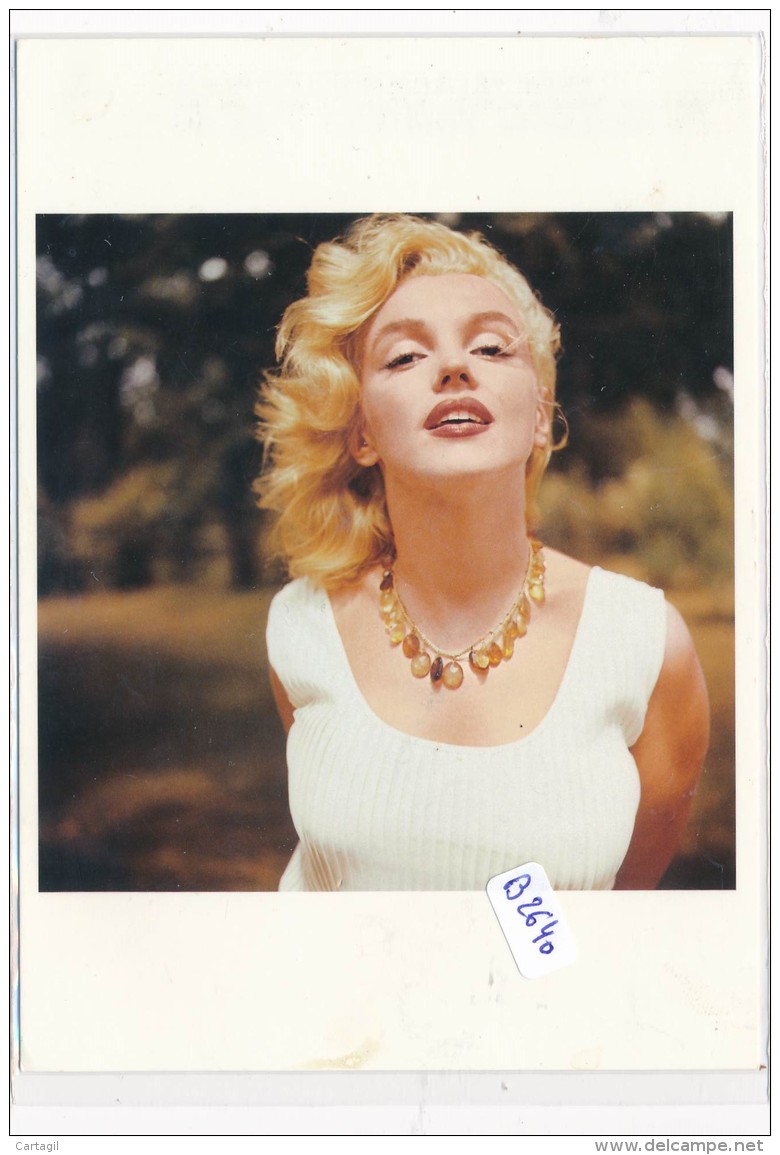 AC - B2640 (Photo Format CPM GF) - Reproduction Photo Marilyn Monroe   1957 - Autres & Non Classés