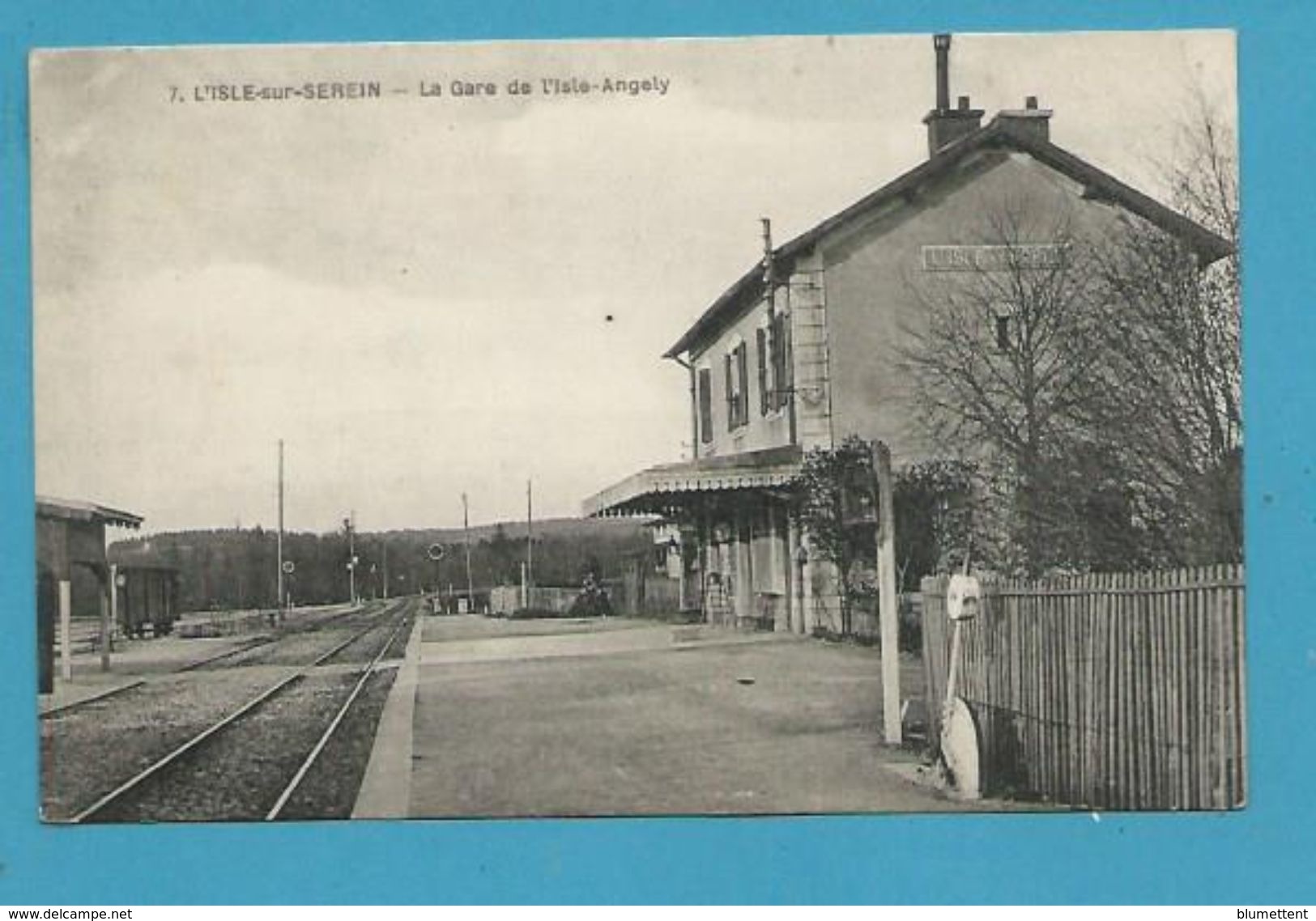 CPA 194 - Chemin De Fer La Gare De L'Isle D'Angely - L'ISLE-SUR-SEREIN 89 - L'Isle Sur Serein
