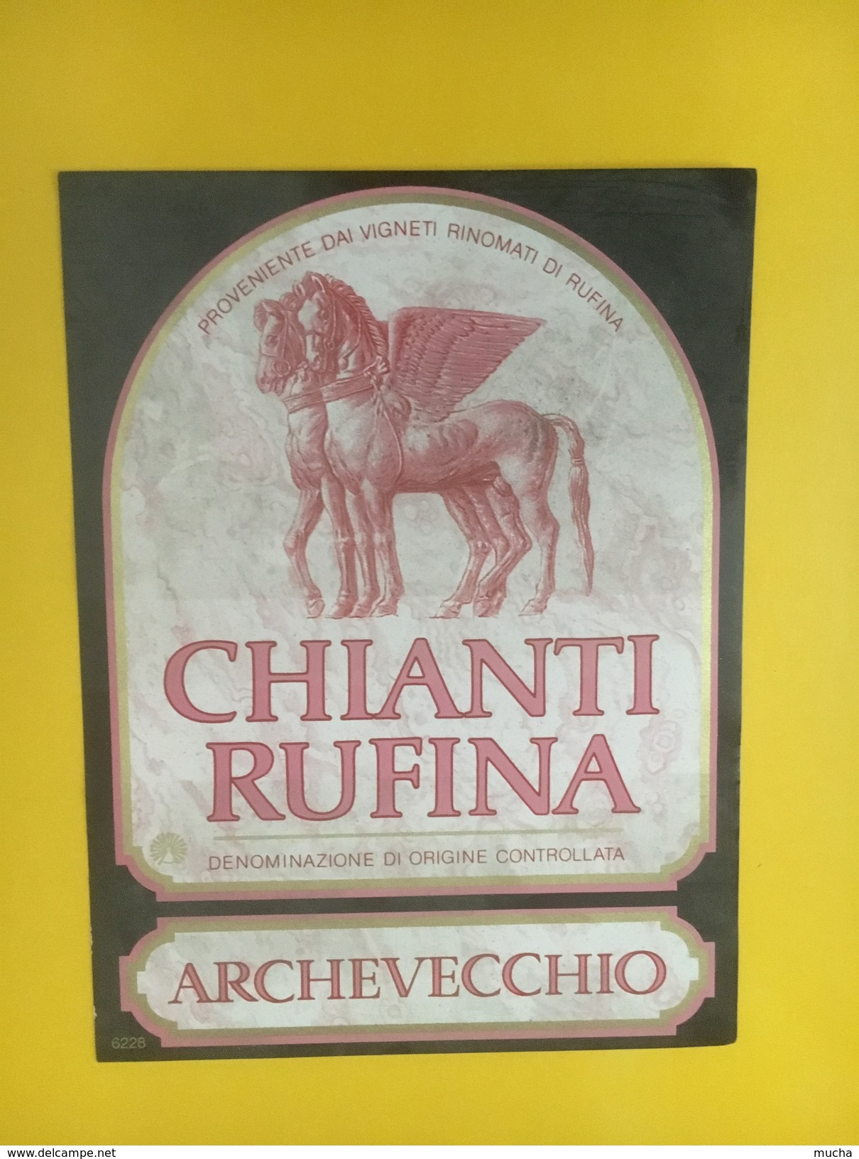 4364 - Chianti Rufina Archevecchio Italie - Musique