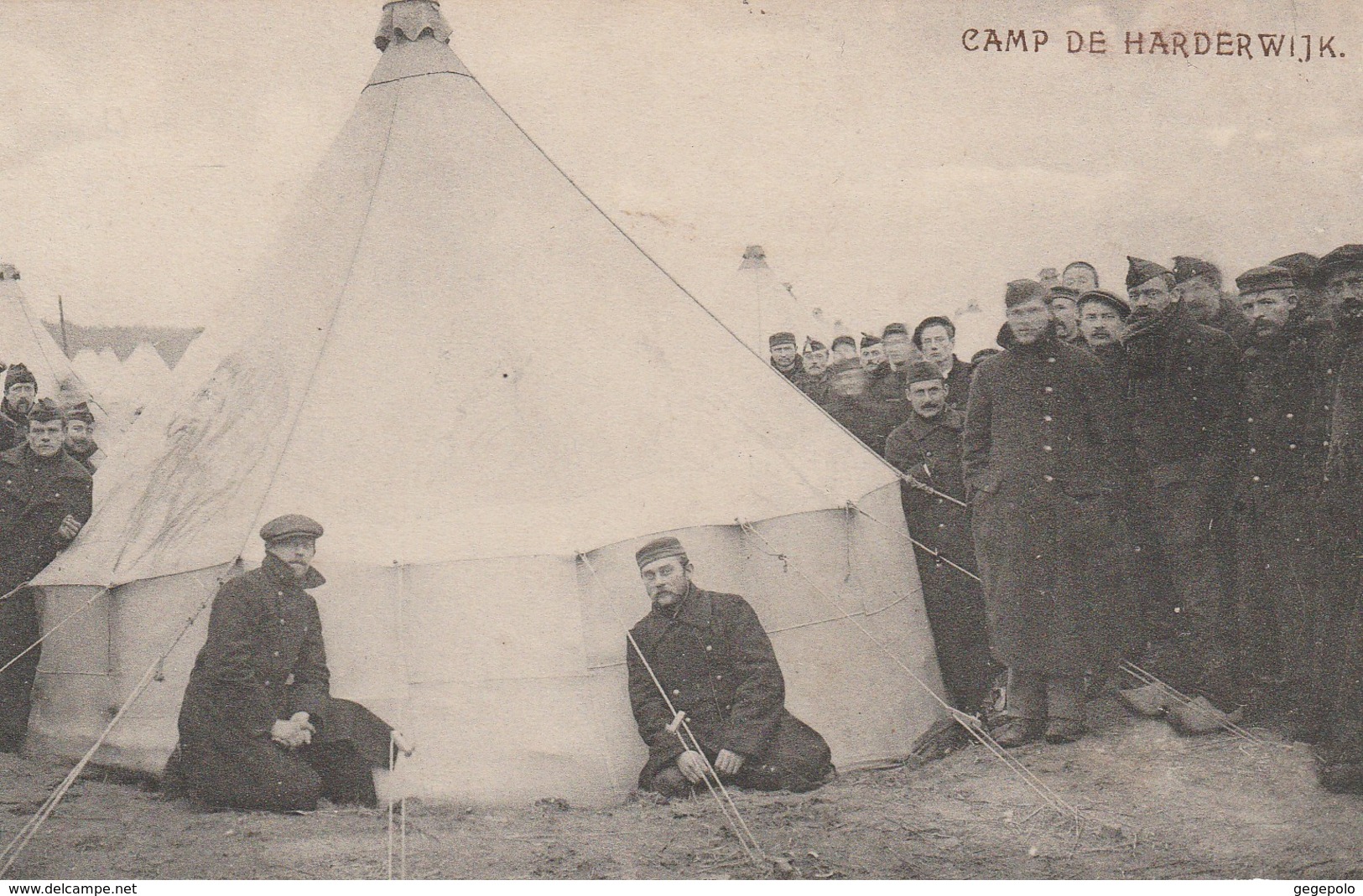 CAMP DE HARDERWIJK  ( 4/6 )     Photo 13,5 Cm X 8,7 Cm ) - Harderwijk