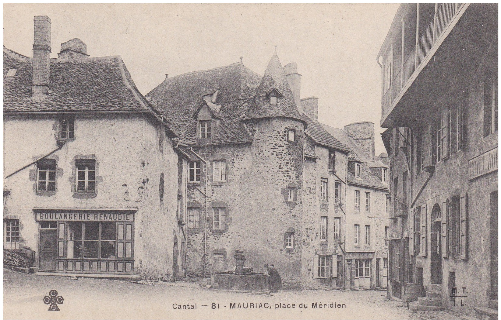 D18 - 15 - Mauriac - Cantal - Place Du Méridien - N° 81 - Mauriac