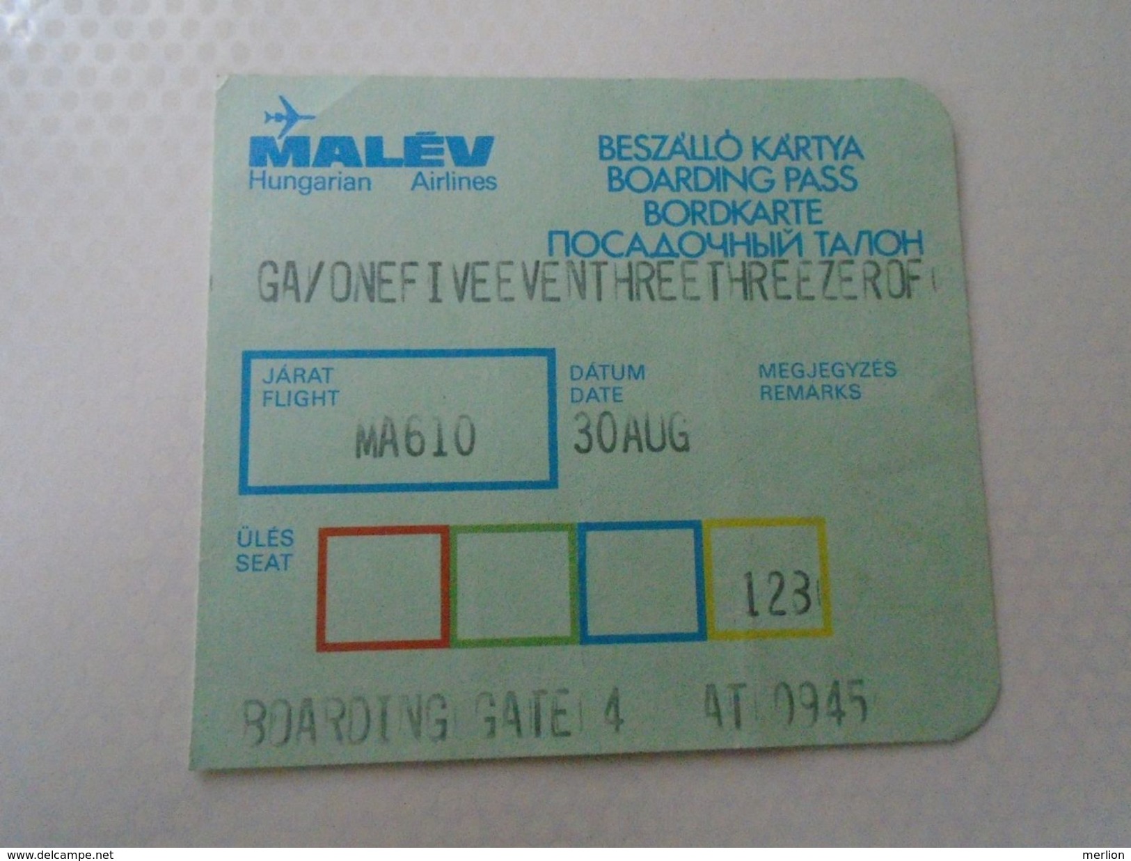 D151773  Hungary  MALÉV Airlines Boarding Pass  Ca  1980's - Tarjetas De Embarque