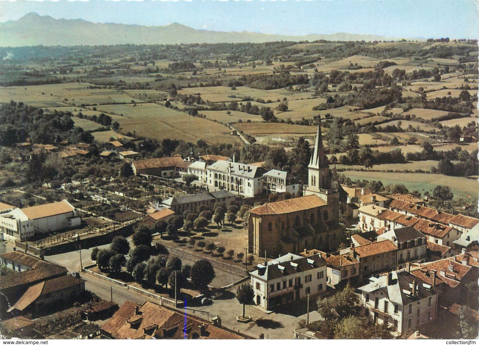 CPSM FRANCE 65 "Galan, L'église, L'hospice" - Galan