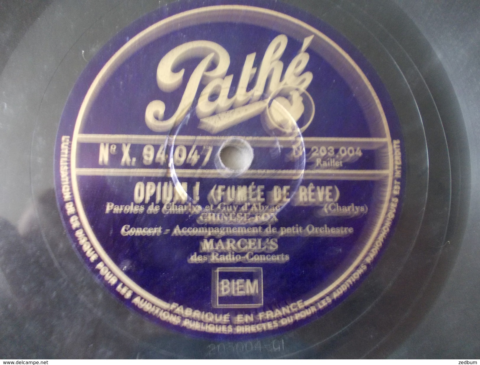 78T - Opium Fumée De Rêves Et Quand On S'aime Bien Tous Les Deux Par Marcel's - 78 Rpm - Schellackplatten