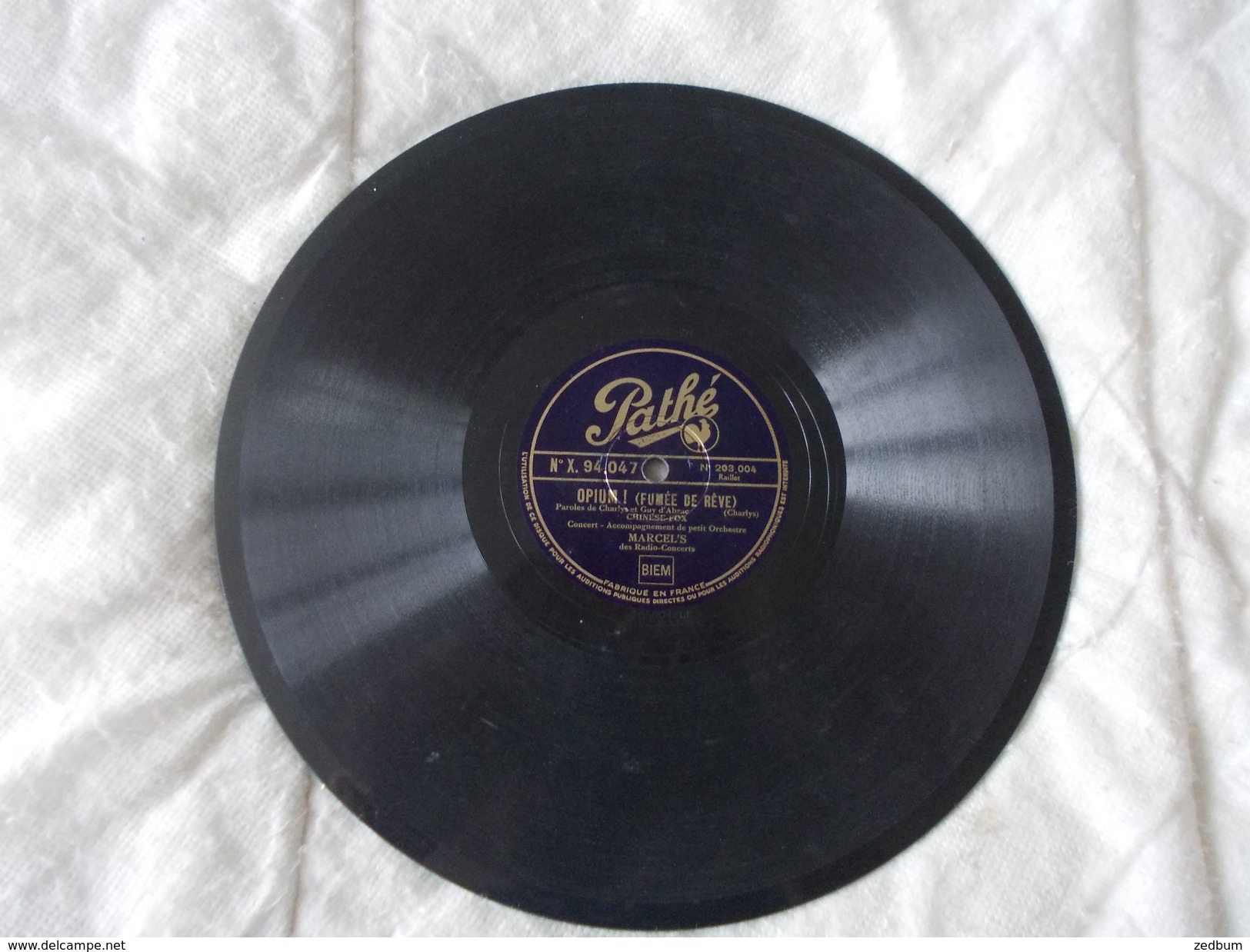 78T - Opium Fumée De Rêves Et Quand On S'aime Bien Tous Les Deux Par Marcel's - 78 Rpm - Schellackplatten