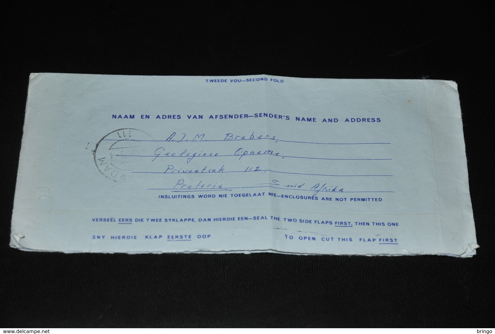 16- Aerogram South Africa Pretoria To Den Haag Holland - Covers & Documents