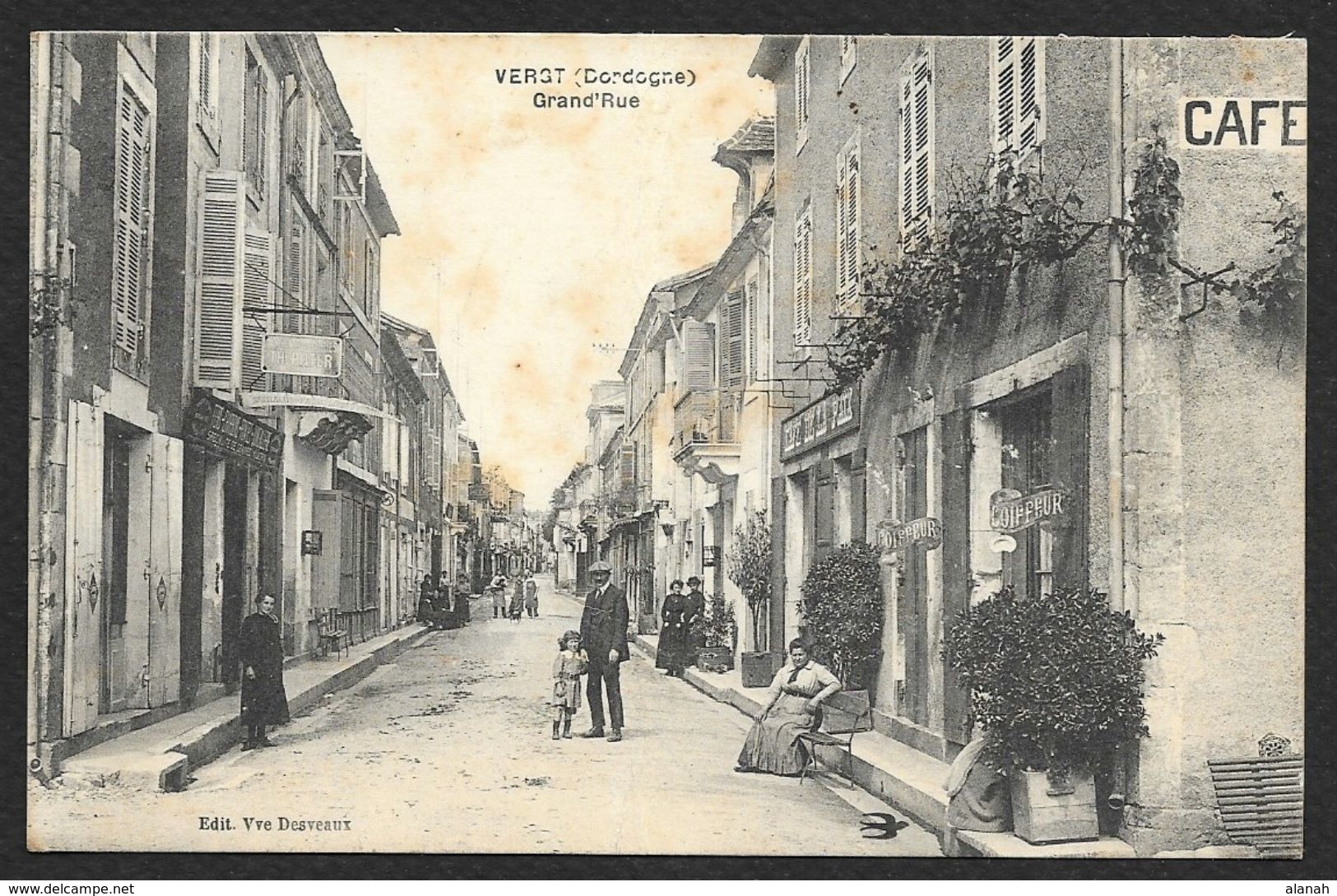VERGT Rare Grand'Rue Coiffeur Café (Desveaux) Dordogne (24) - Autres & Non Classés