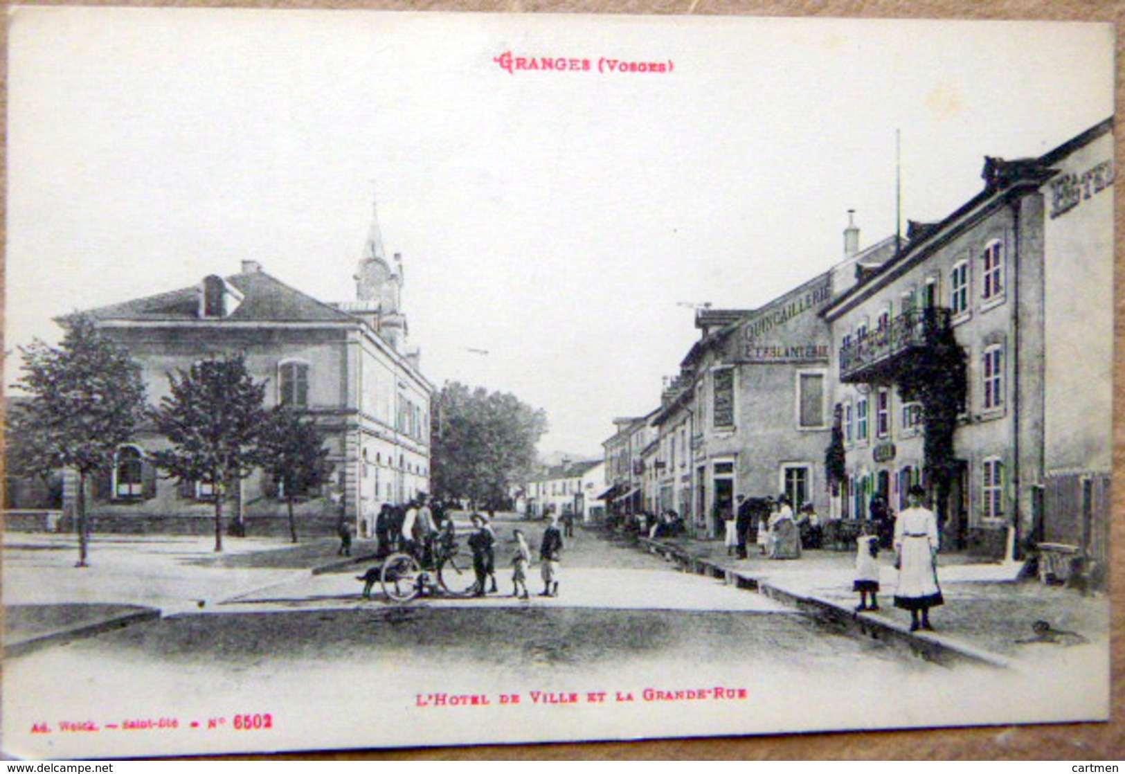 88 GRANGES HOTEL DE VILLE ET LA GRAND'RUE ANIMATION - Granges Sur Vologne