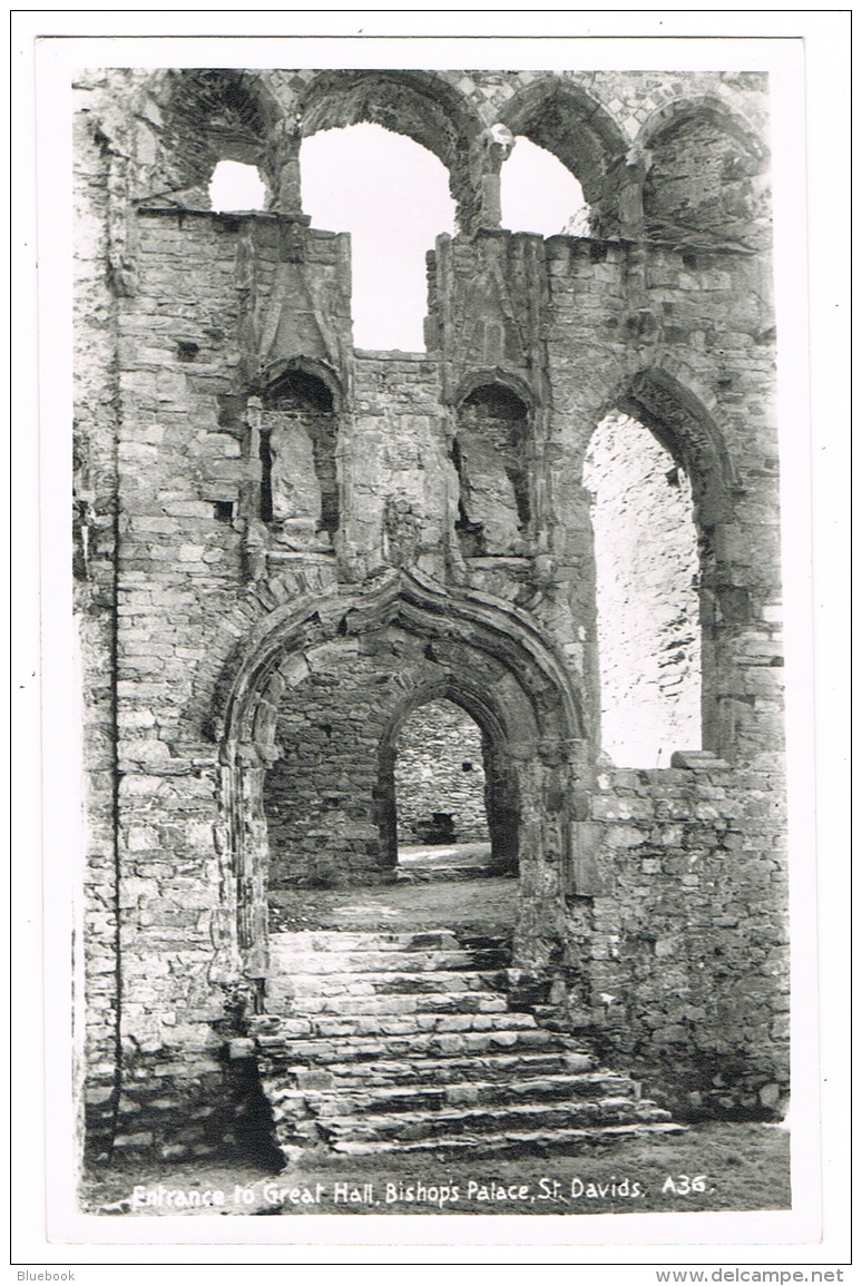 RB 1161 - Real Photo Postcard - Entrance To Great Hall &amp; Bishop's Palace St Davids - Pembrokeshire Wales - Pembrokeshire