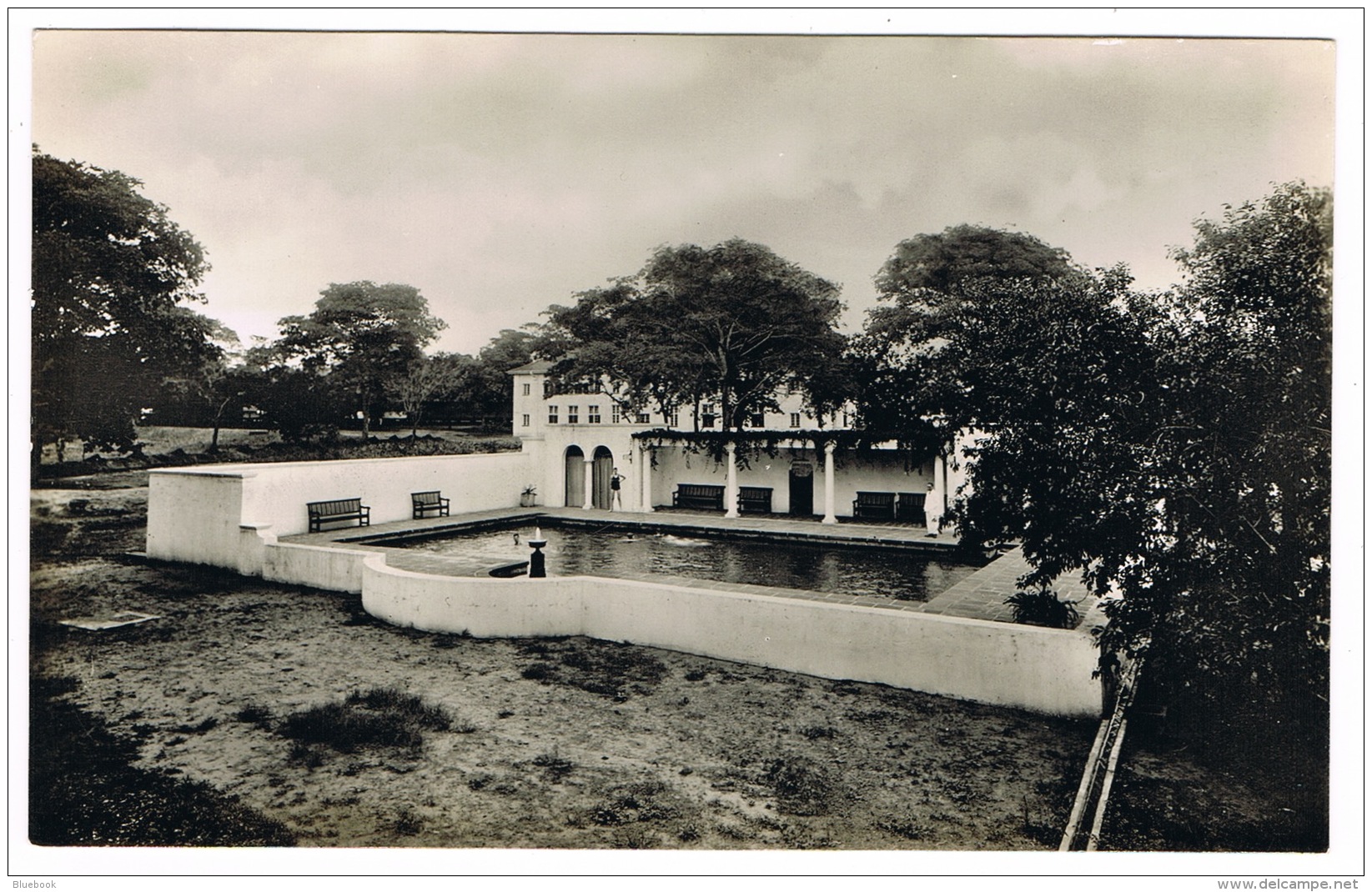 RB 1164 - Real Photo Postcard -Swimming Pool Victoria Falls Hotel Zambia Rhodesia Zimbabwe - Zambia