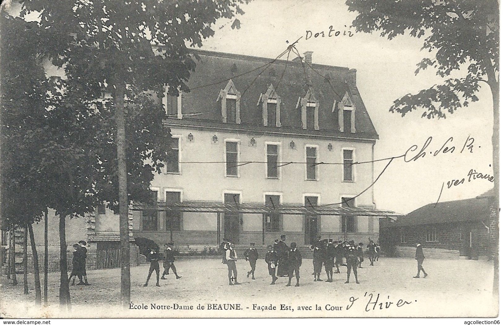 ECOLE NOTRE DAME. FACADE EST AVEC LA COUR - Beaune